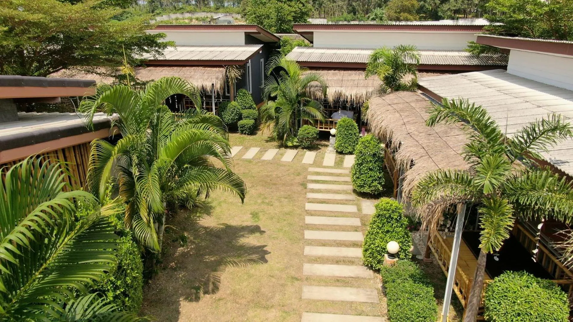 Garden in Popular Lanta Resort