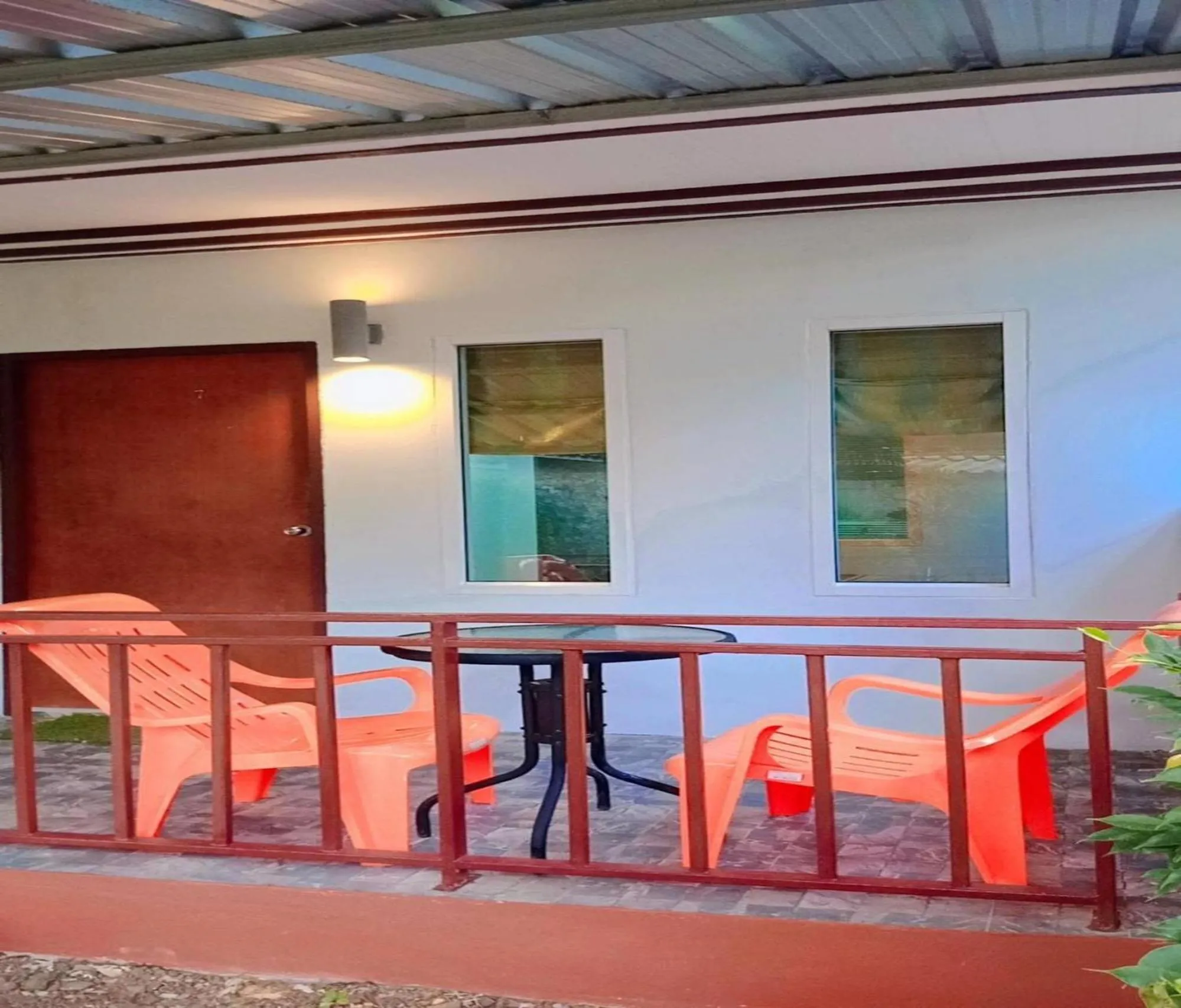 Property building in Popular Lanta Resort