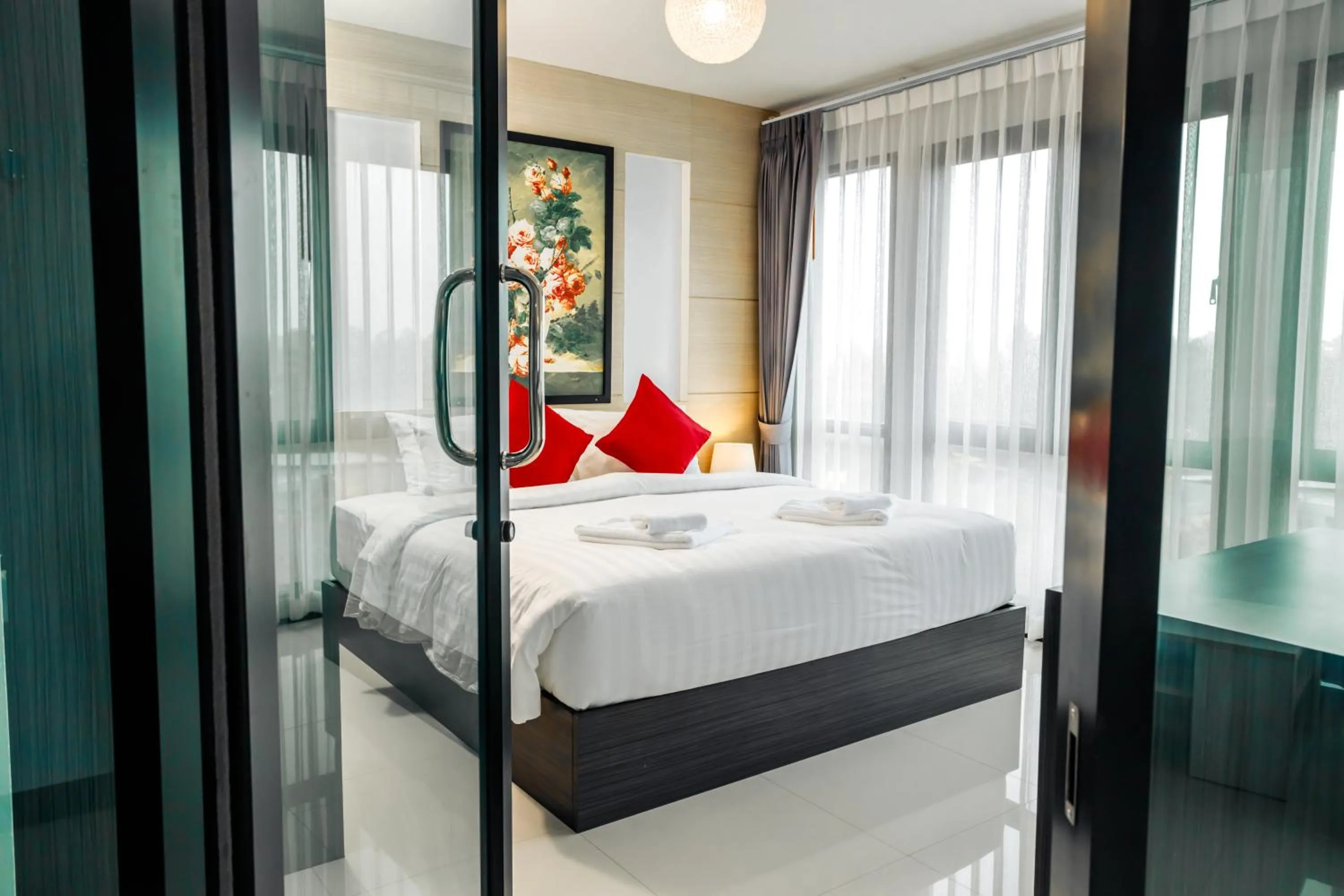 Photo of the whole room, Bed in The Lucky Beach Ao Nang