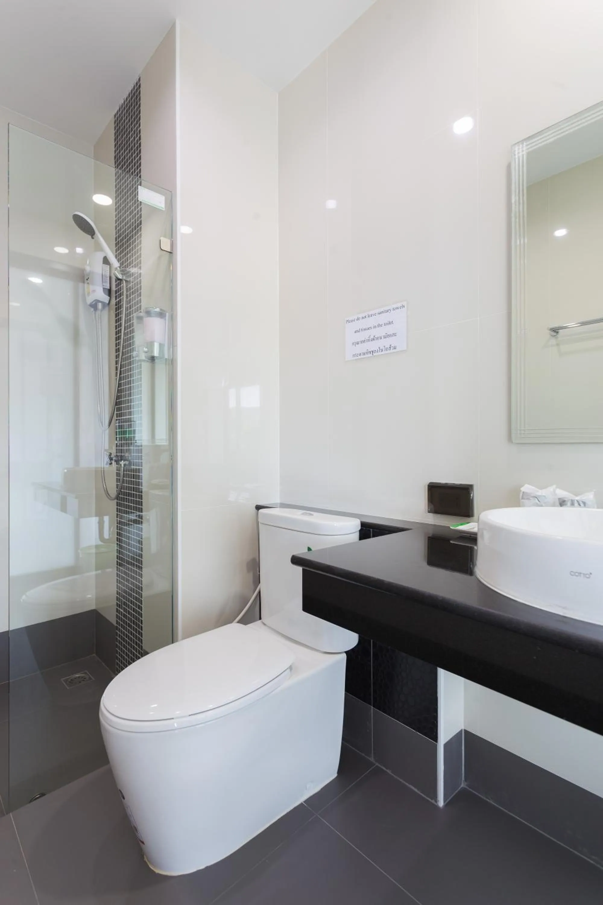 Bathroom in The Lucky Beach Ao Nang