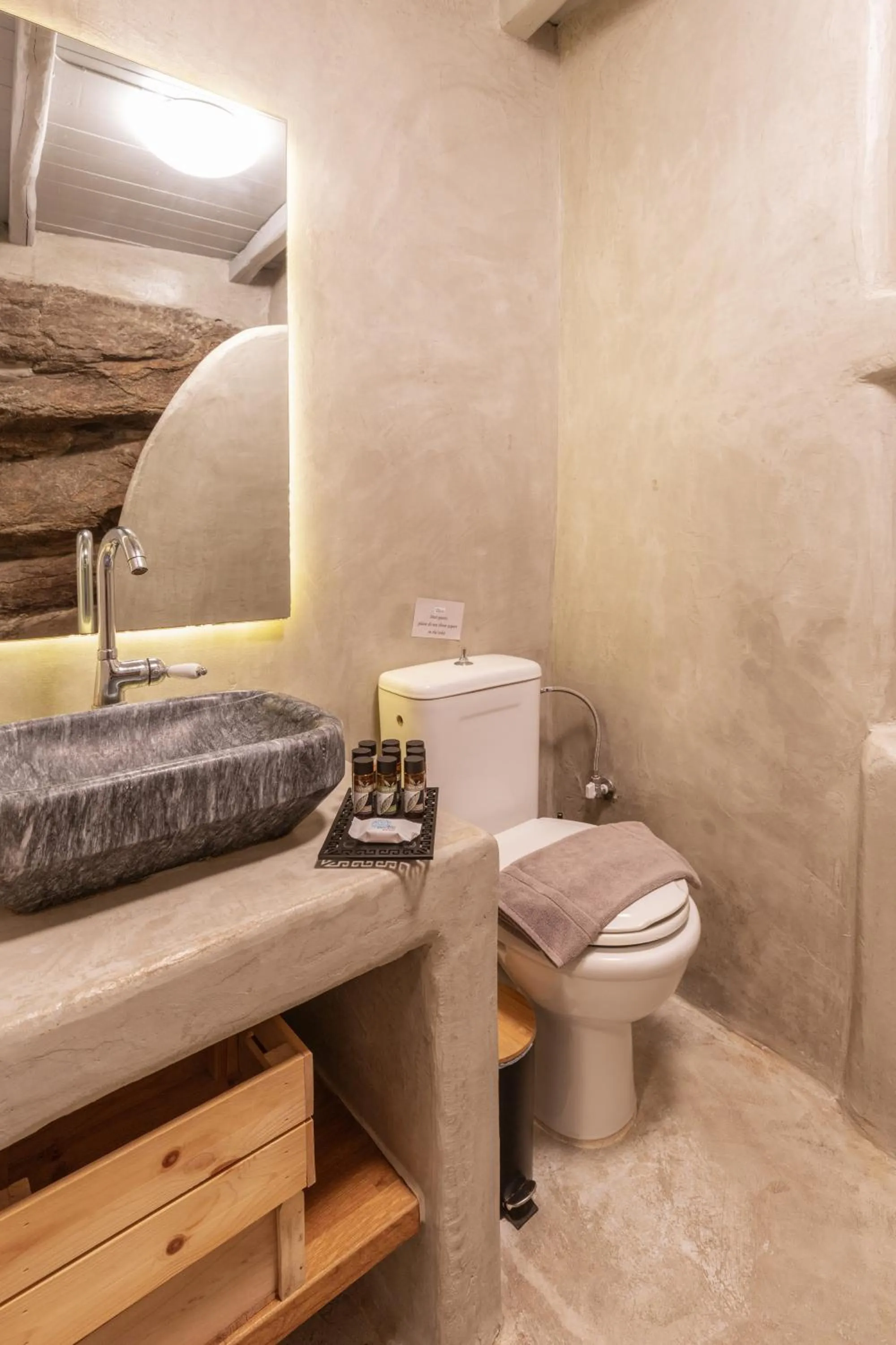 Aletro Cottage Houses