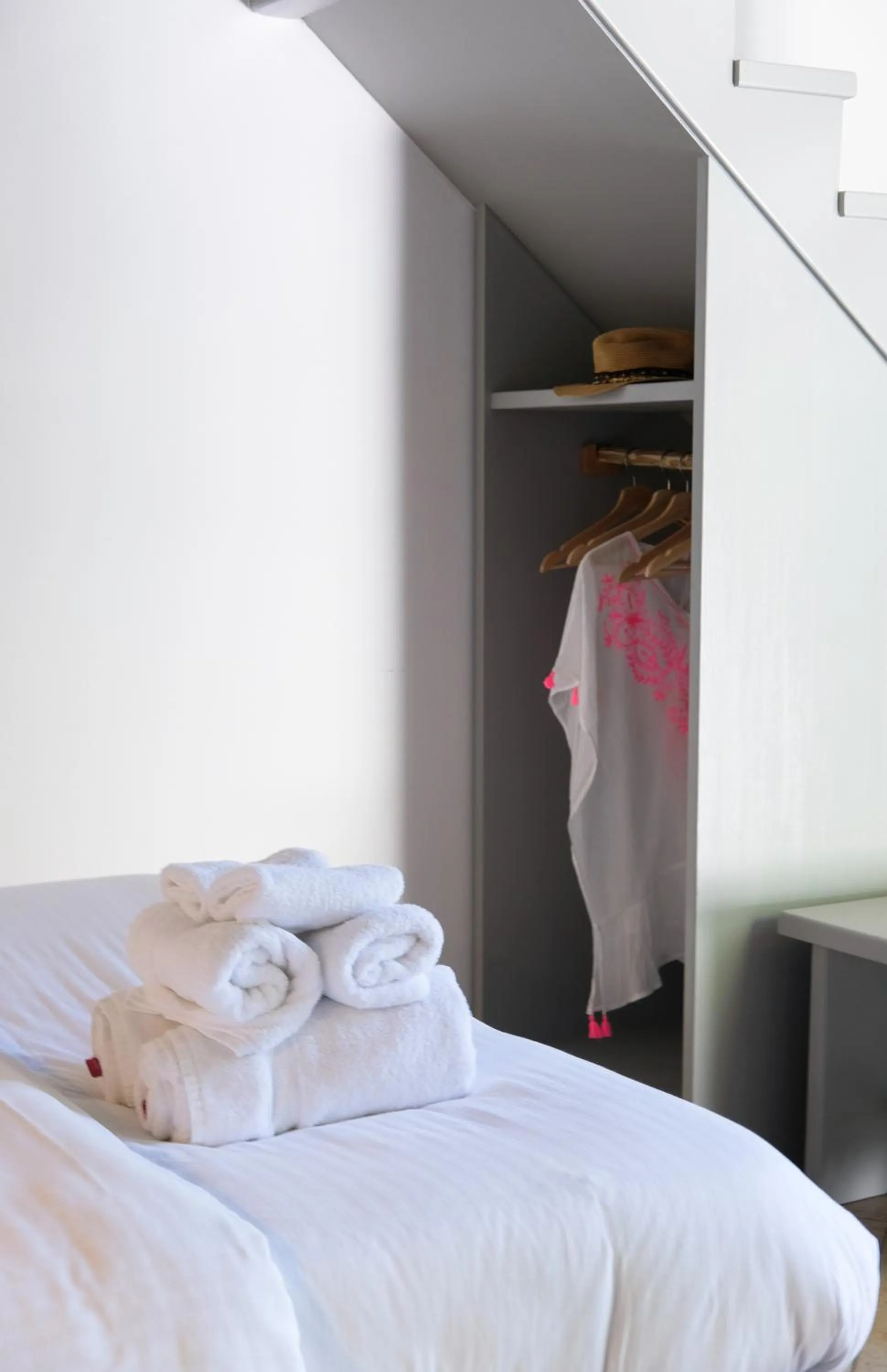 Bed in Aletro Cottage Houses