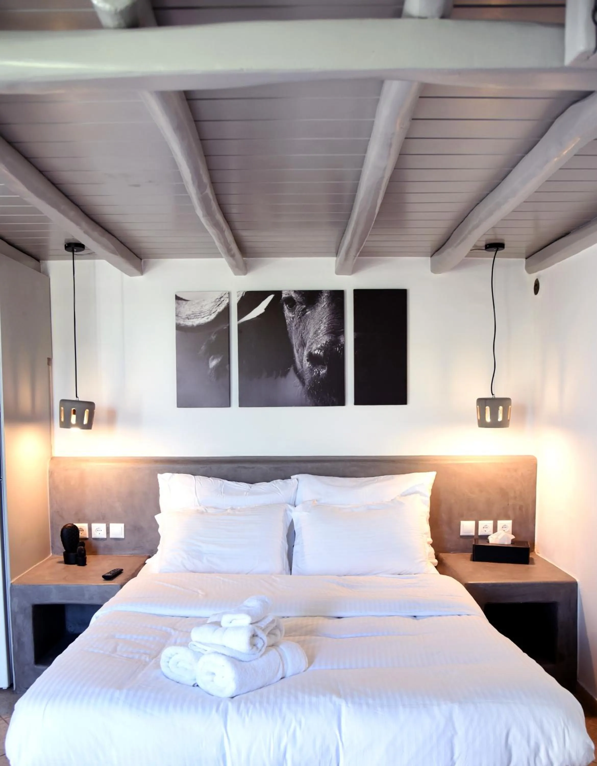 Bed in Aletro Cottage Houses