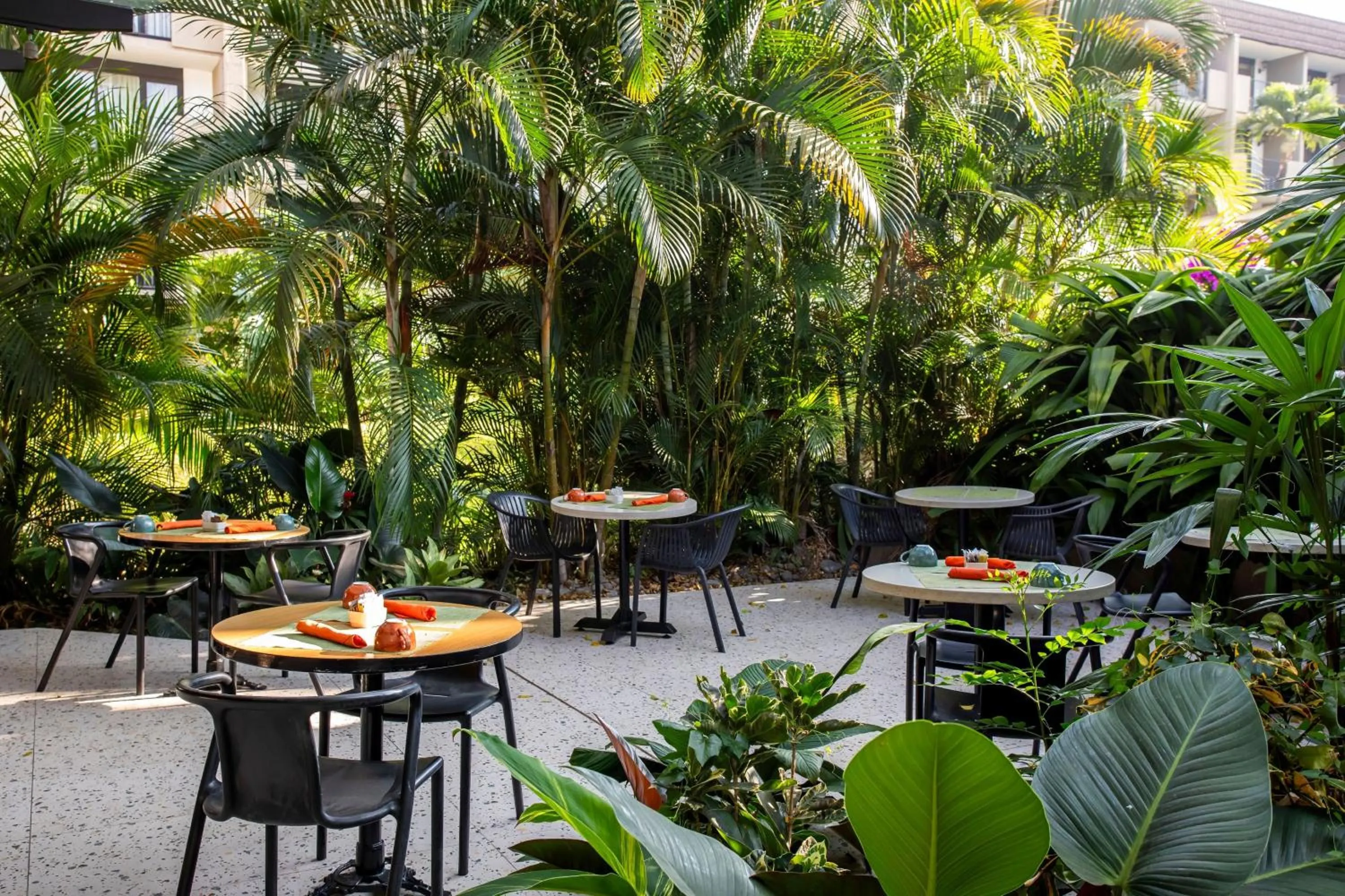 Restaurant/places to eat in Holiday Inn San Jose La Sabana by IHG