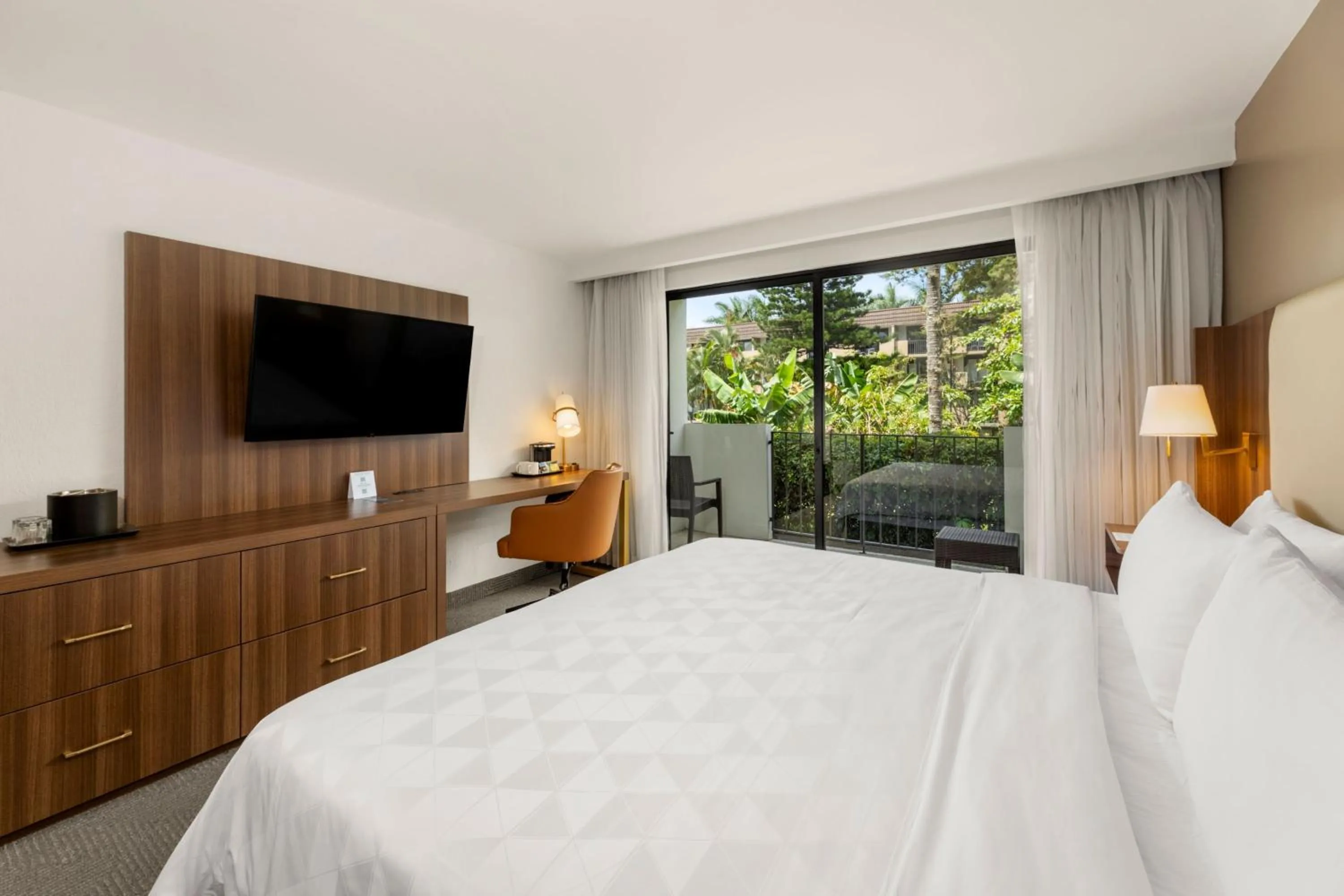 Photo of the whole room, Bed in Holiday Inn San Jose La Sabana by IHG