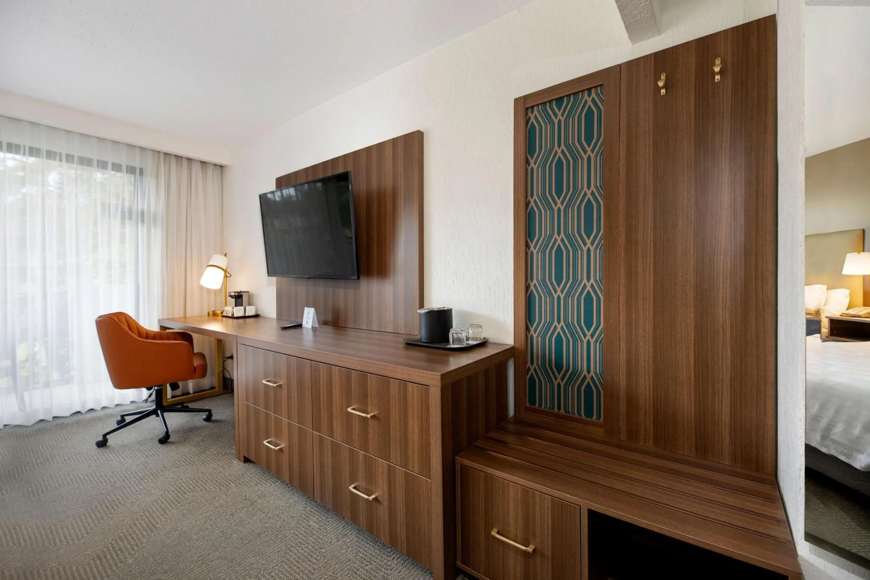 Photo of the whole room, Bed in Holiday Inn San Jose La Sabana by IHG