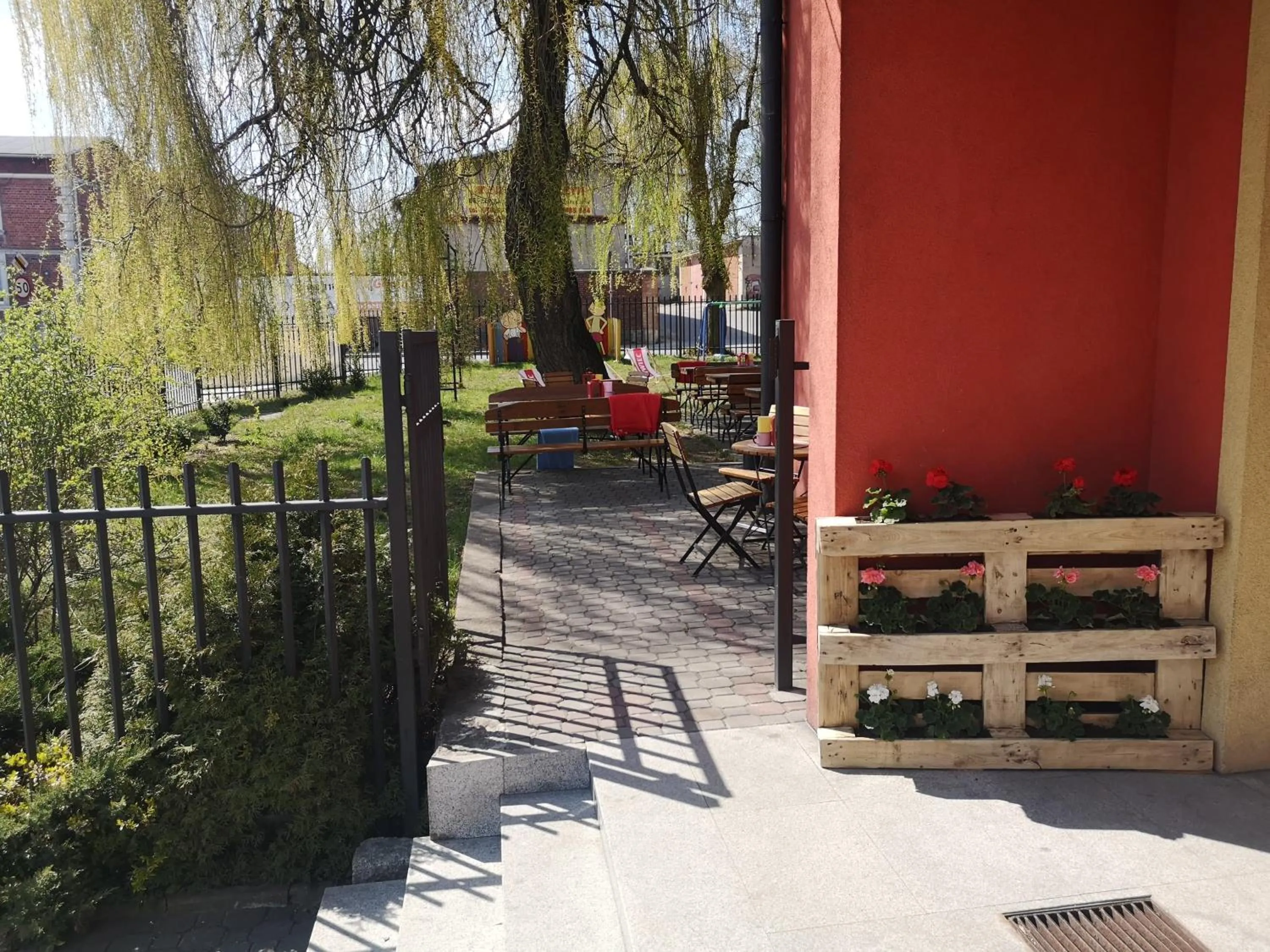 Garden view in Hotel Gryf