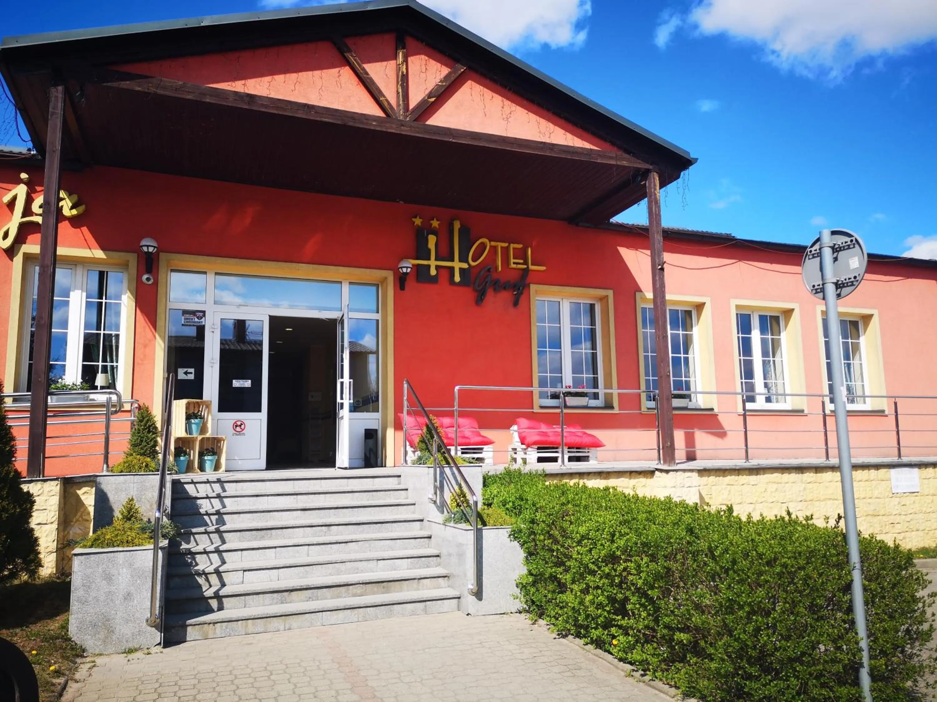 Property building in Hotel Gryf