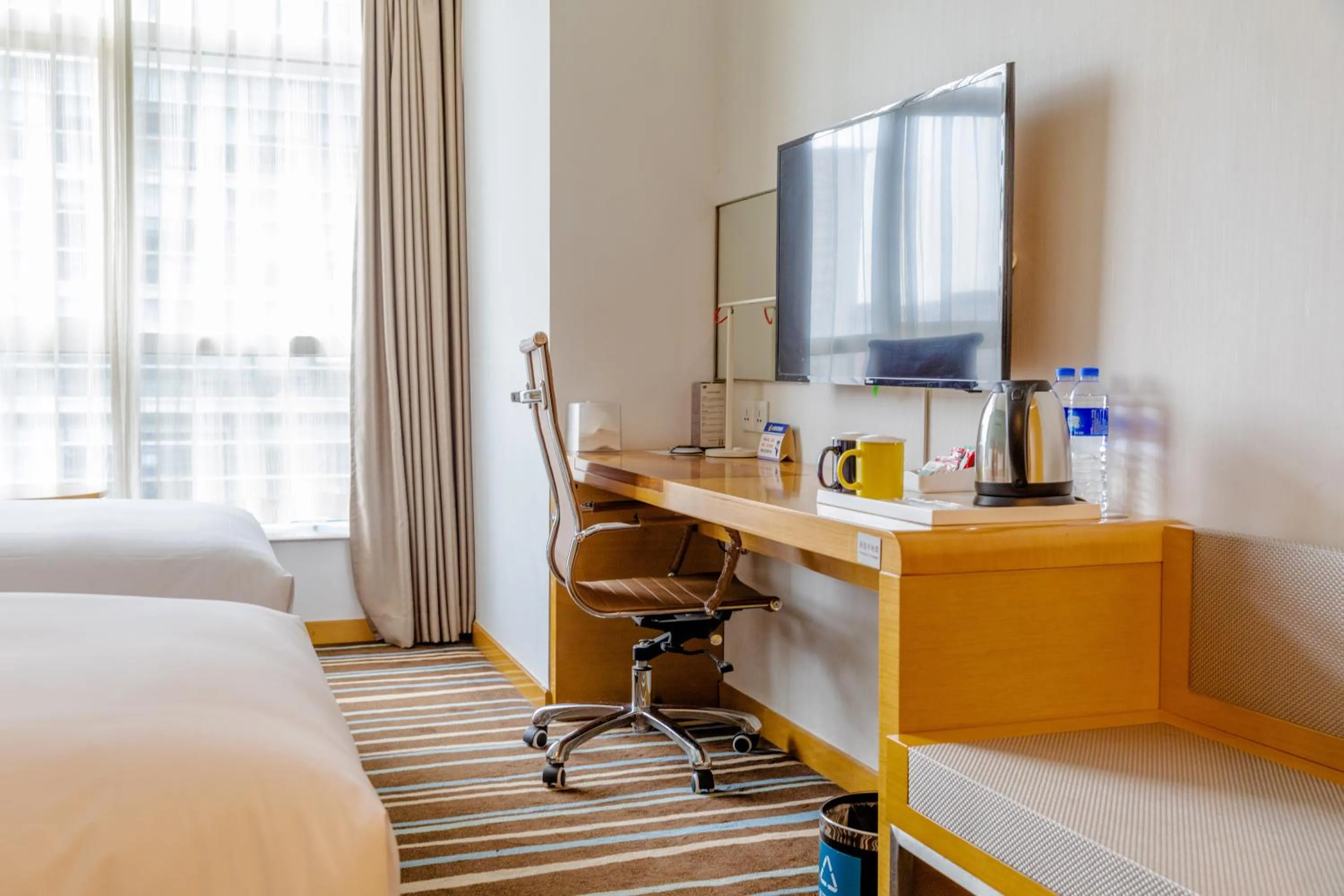 Bed in Holiday Inn Express Xi'an North by IHG