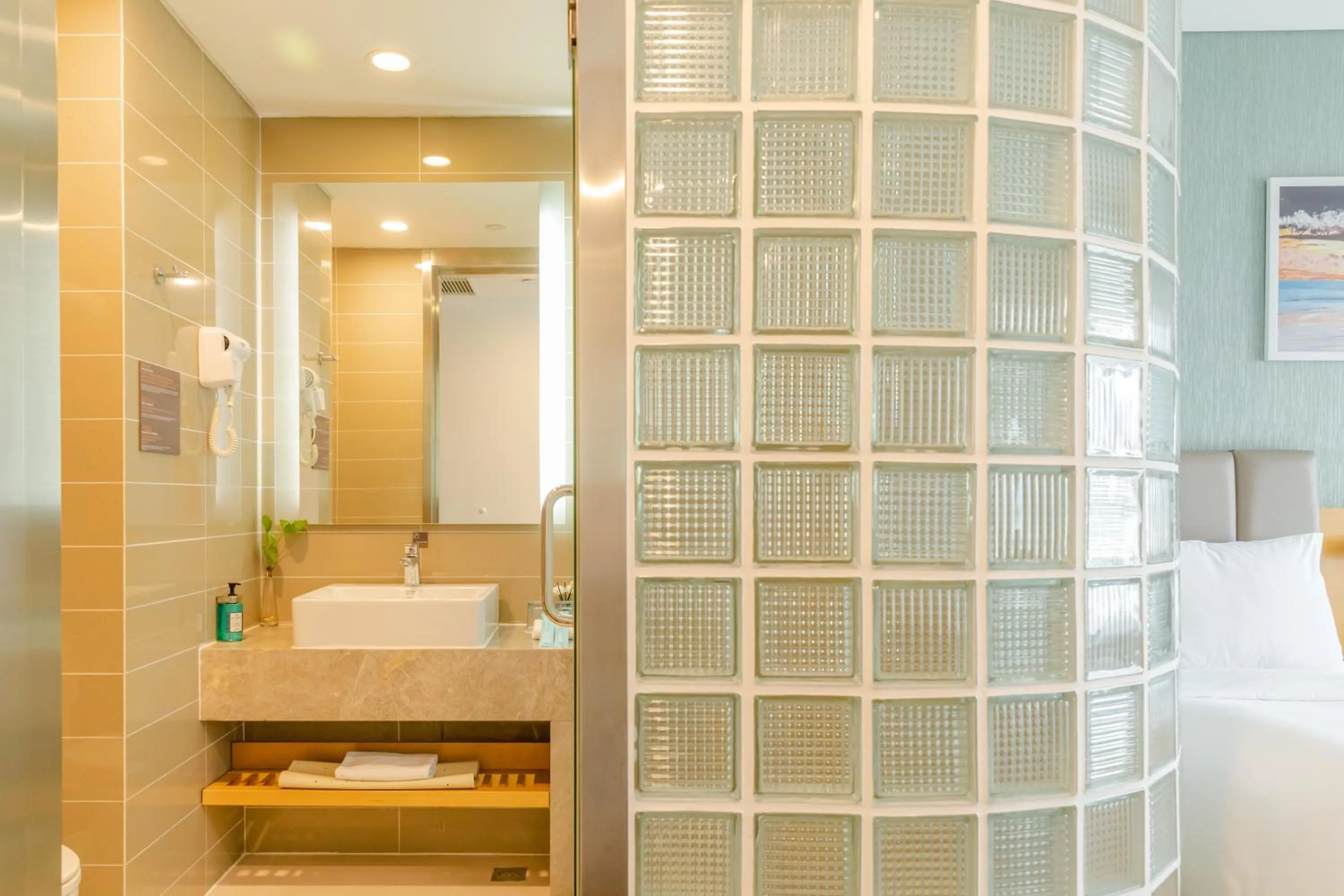 Bathroom in Holiday Inn Express Xi'an North by IHG