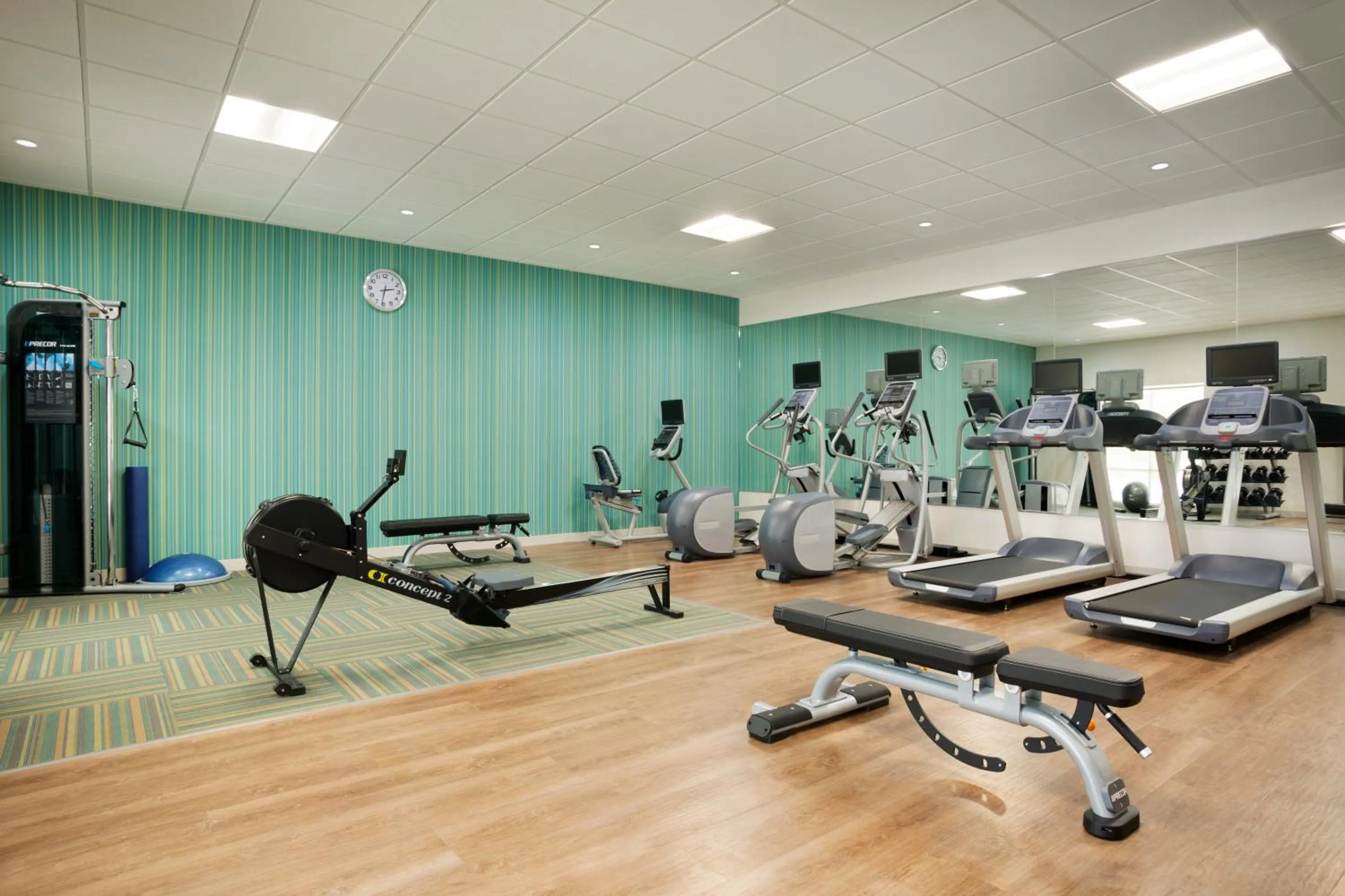 Fitness centre/facilities in Holiday Inn Express & Suites - McAllen - Medical Center Area by IHG