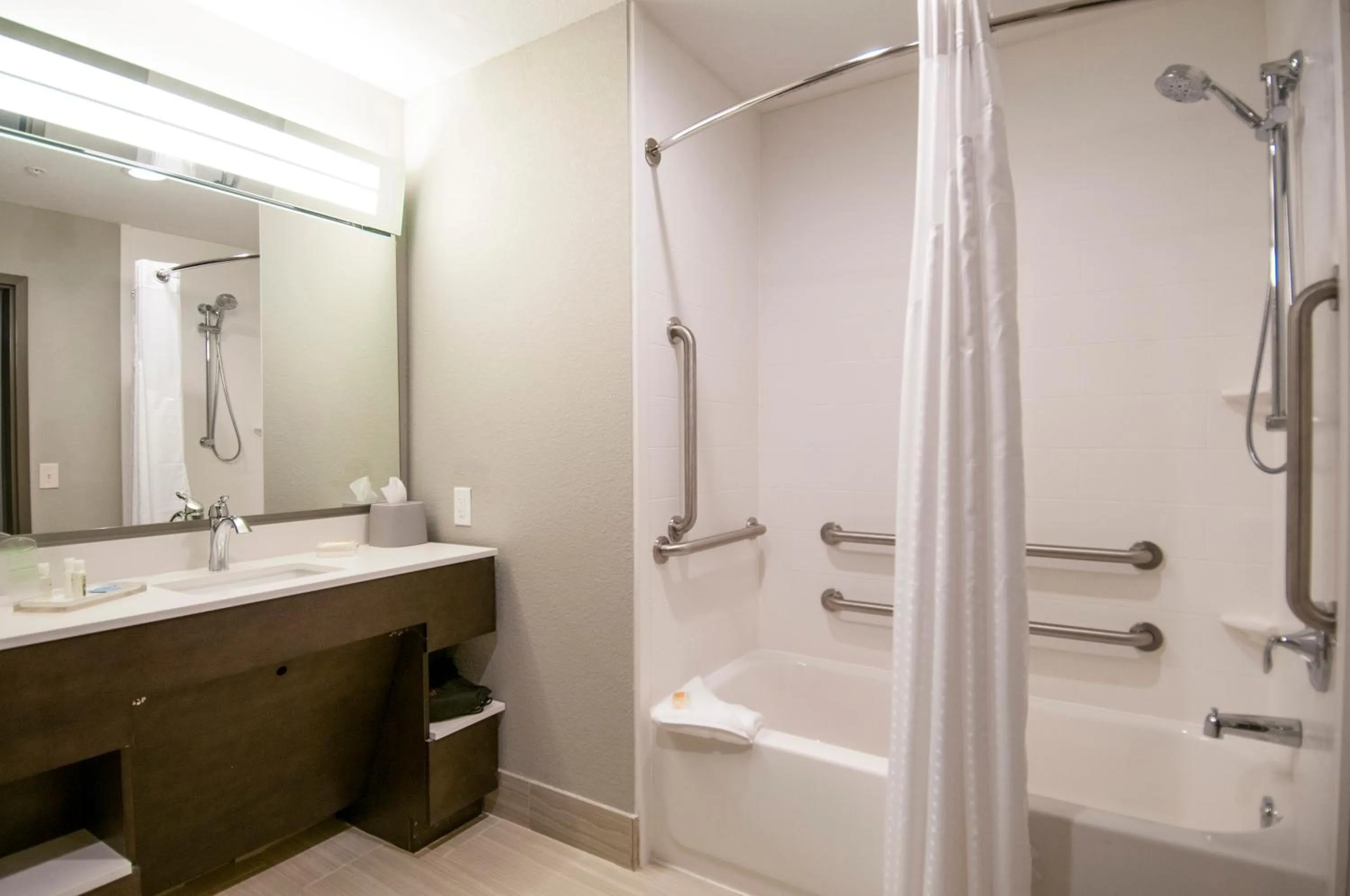 Shower in Holiday Inn - New Orleans Airport North by IHG