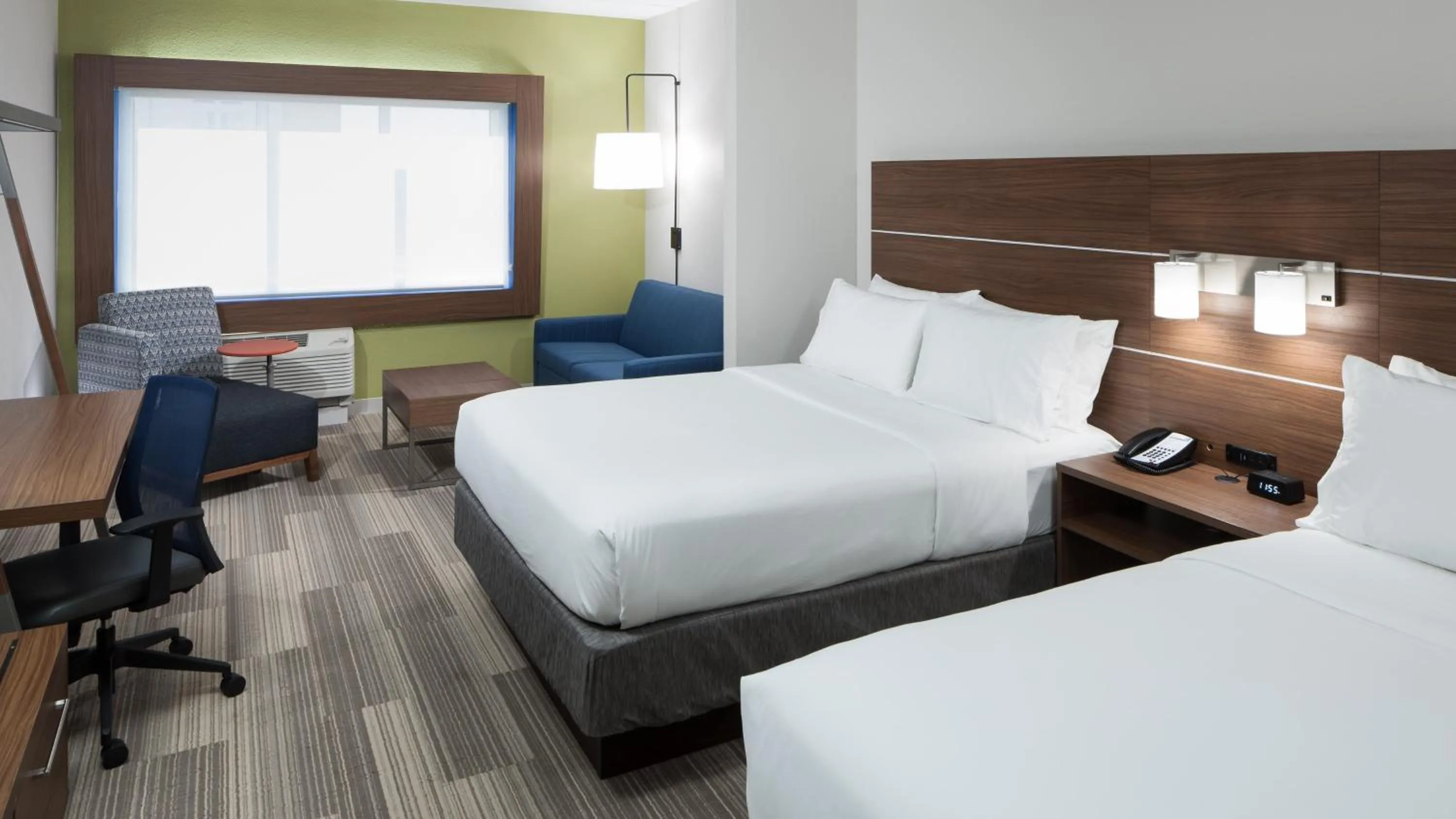 Photo of the whole room, Bed in Holiday Inn Express & Suites Orlando At SeaWorld by IHG - With Free Shuttle Service to SeaWorld Parks