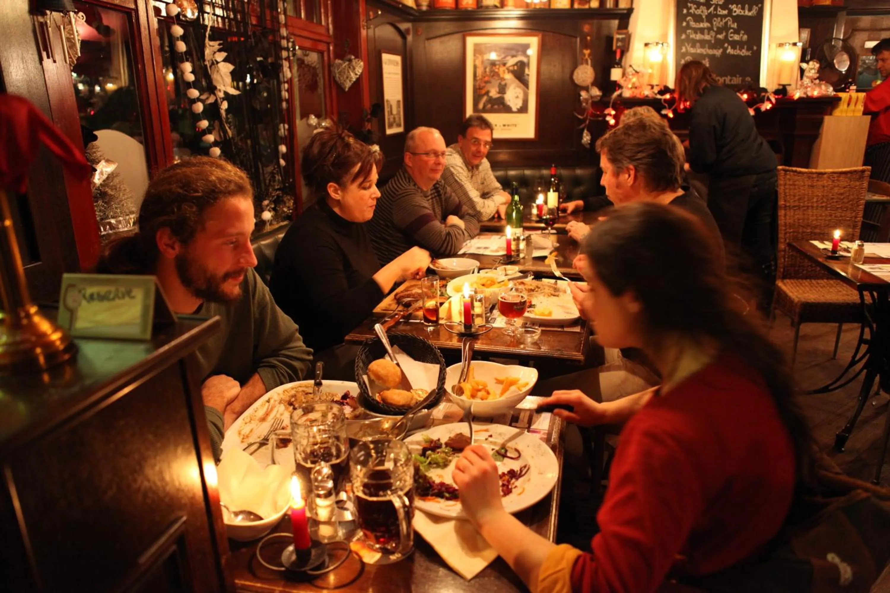 Restaurant/places to eat in The Pipers