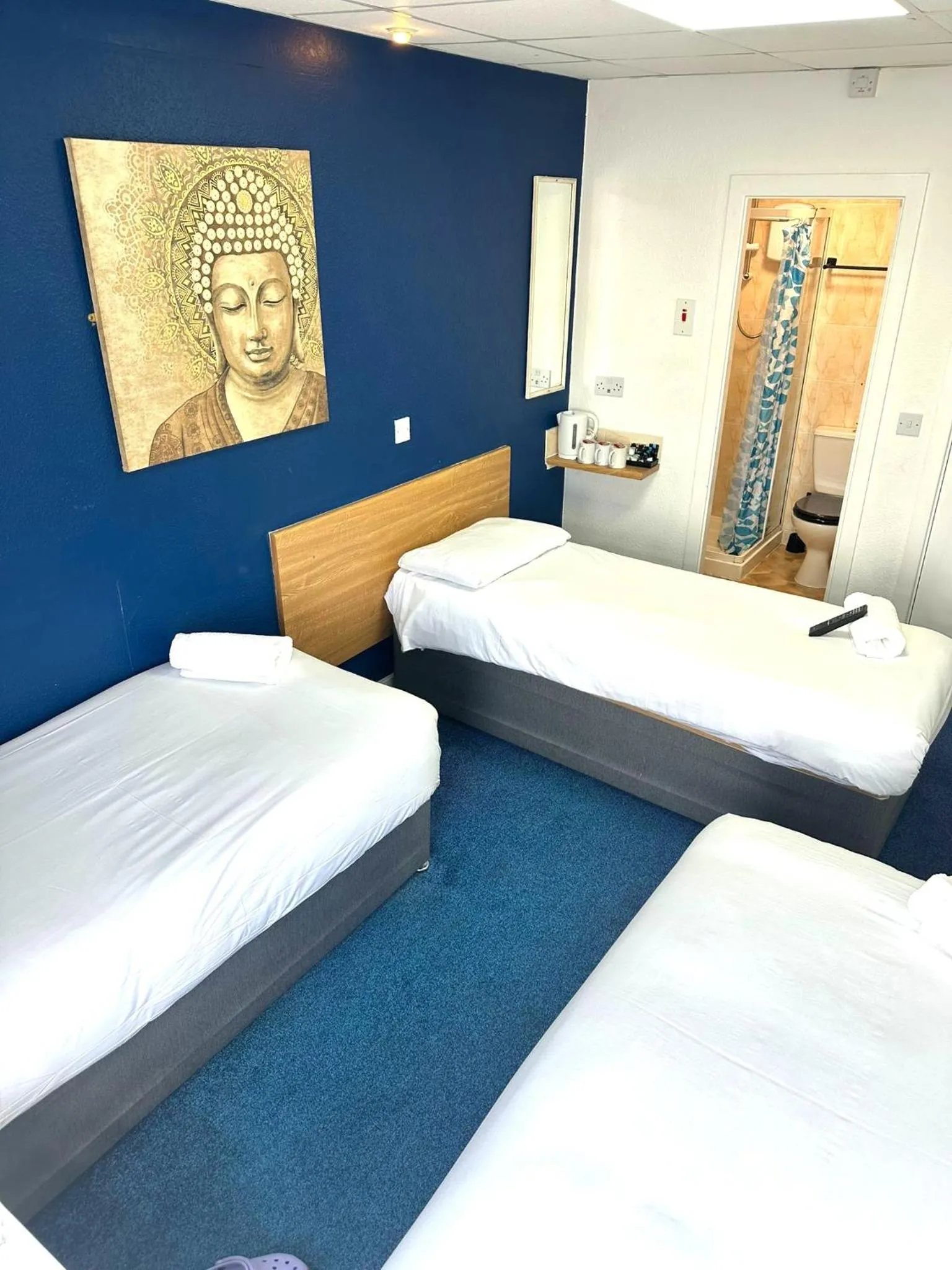 Bedroom, Bed in The Regency Hotel