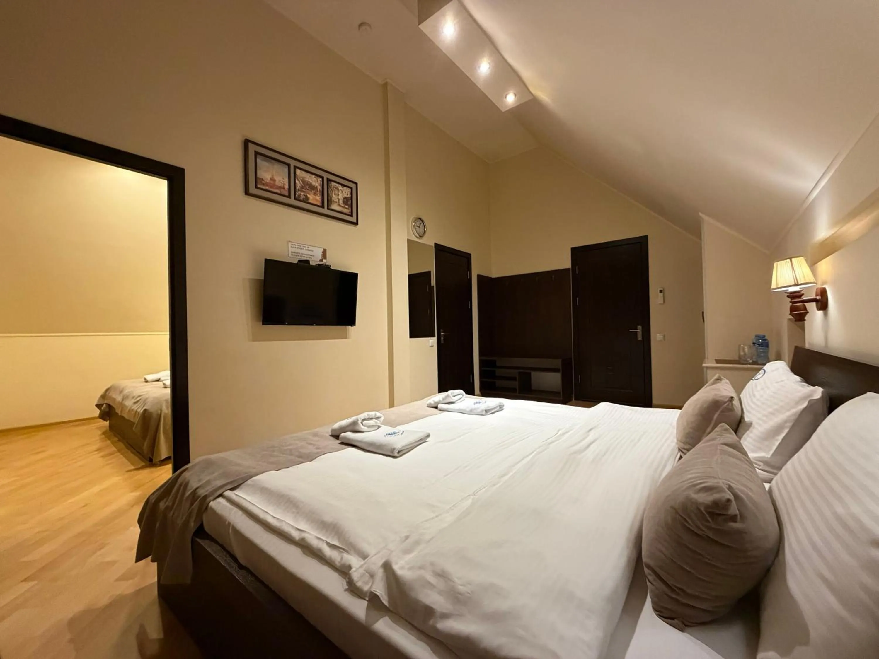 Bedroom, Bed in S&L Boutique Hotel