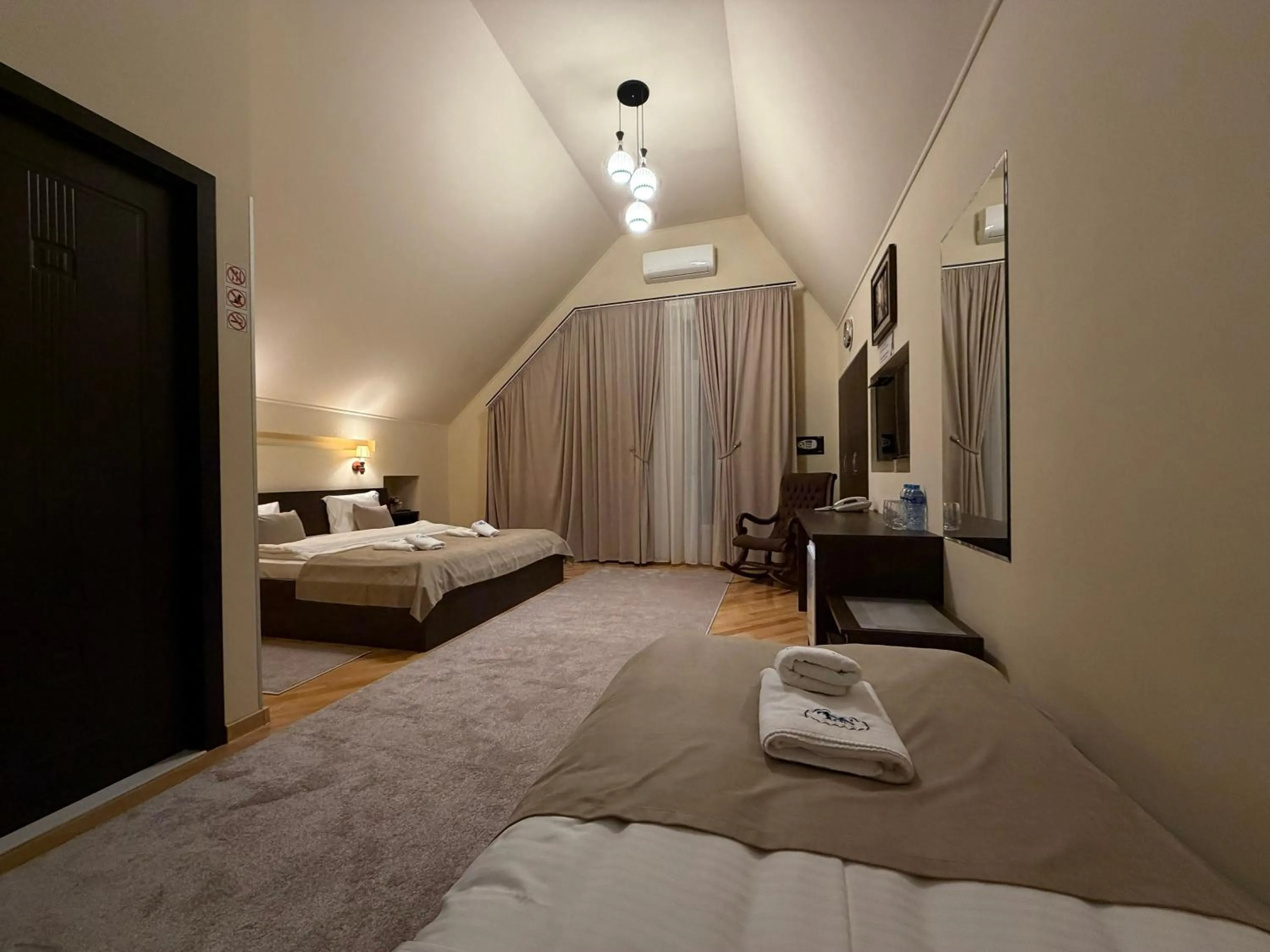 Bedroom, Bed in S&L Boutique Hotel
