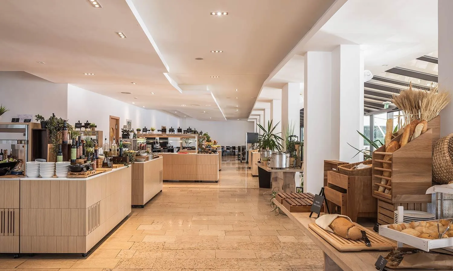 Restaurant/places to eat in Aminess Younique Liburna Hotel