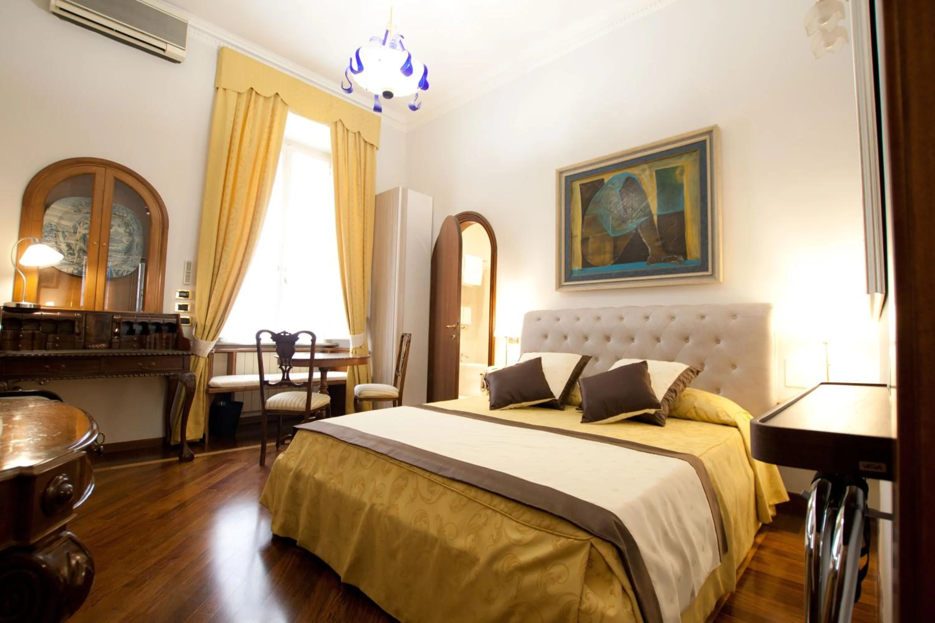 Photo of the whole room in Guesthouse Borromeo Roma