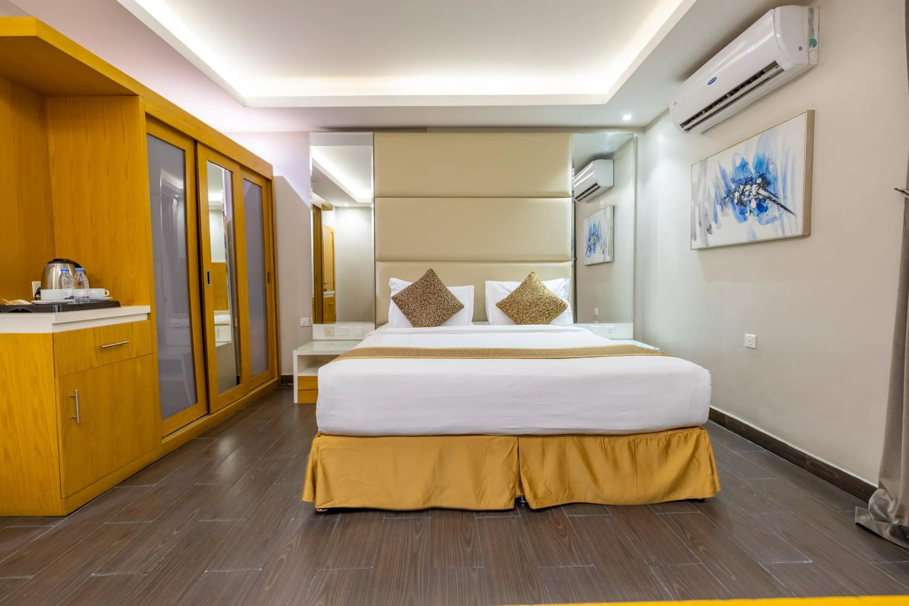 Bed in Al Muahidb Residence Al Takhasossi 4