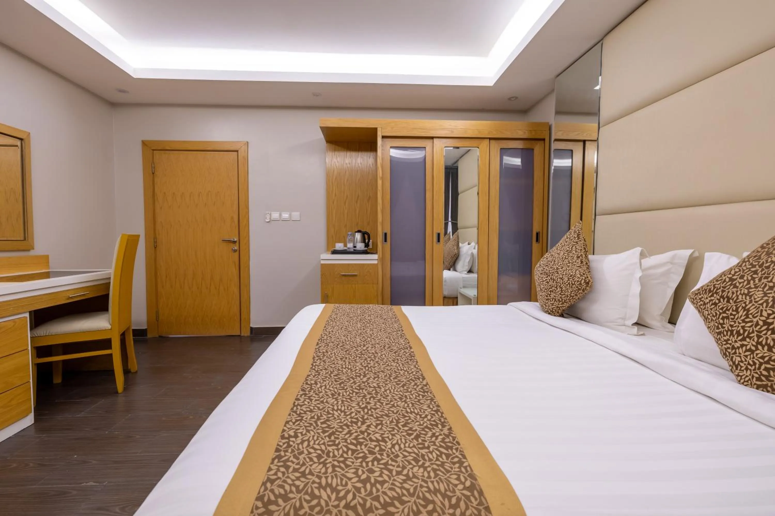 Bed in Al Muahidb Residence Al Takhasossi 4