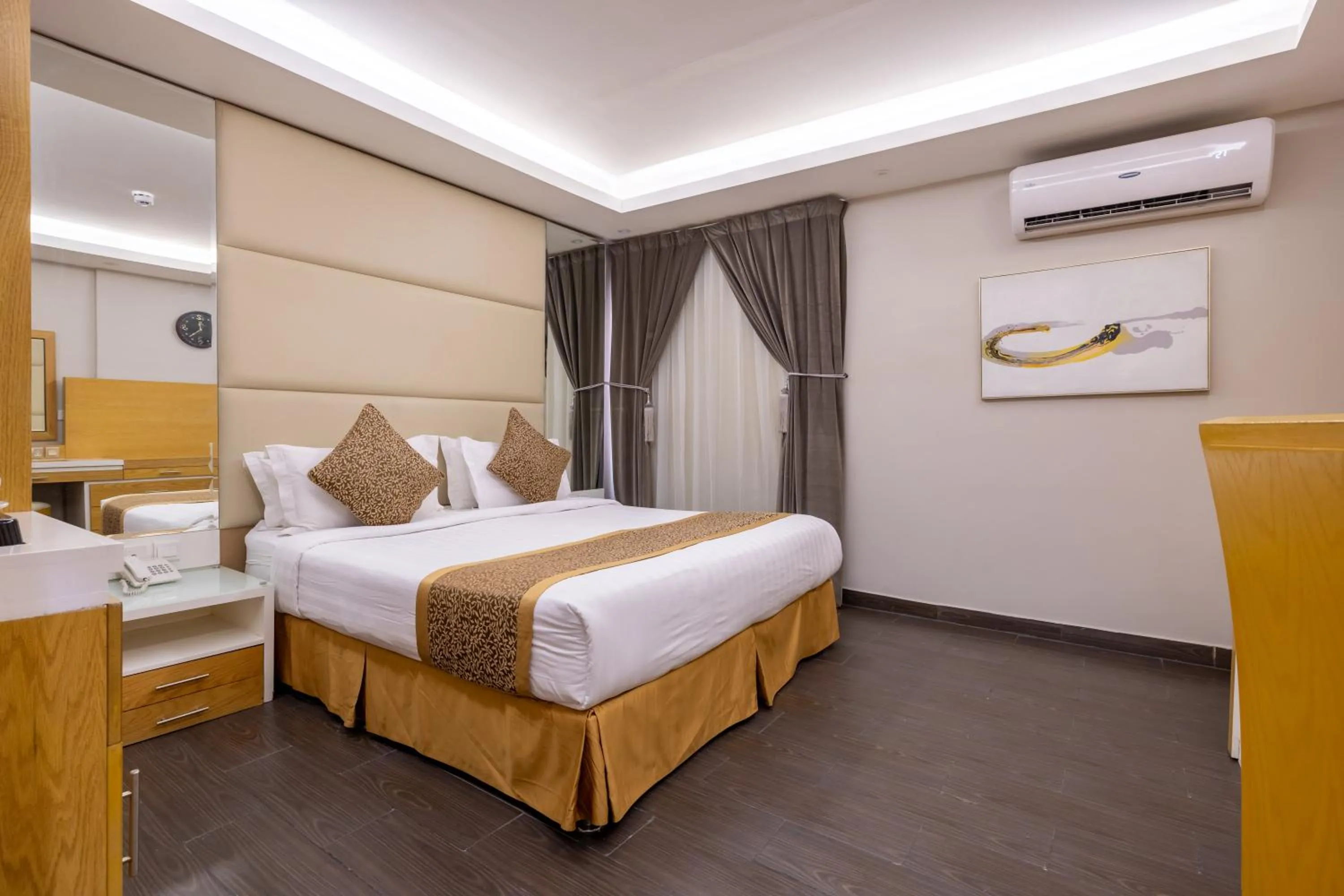 Bed in Al Muahidb Residence Al Takhasossi 4