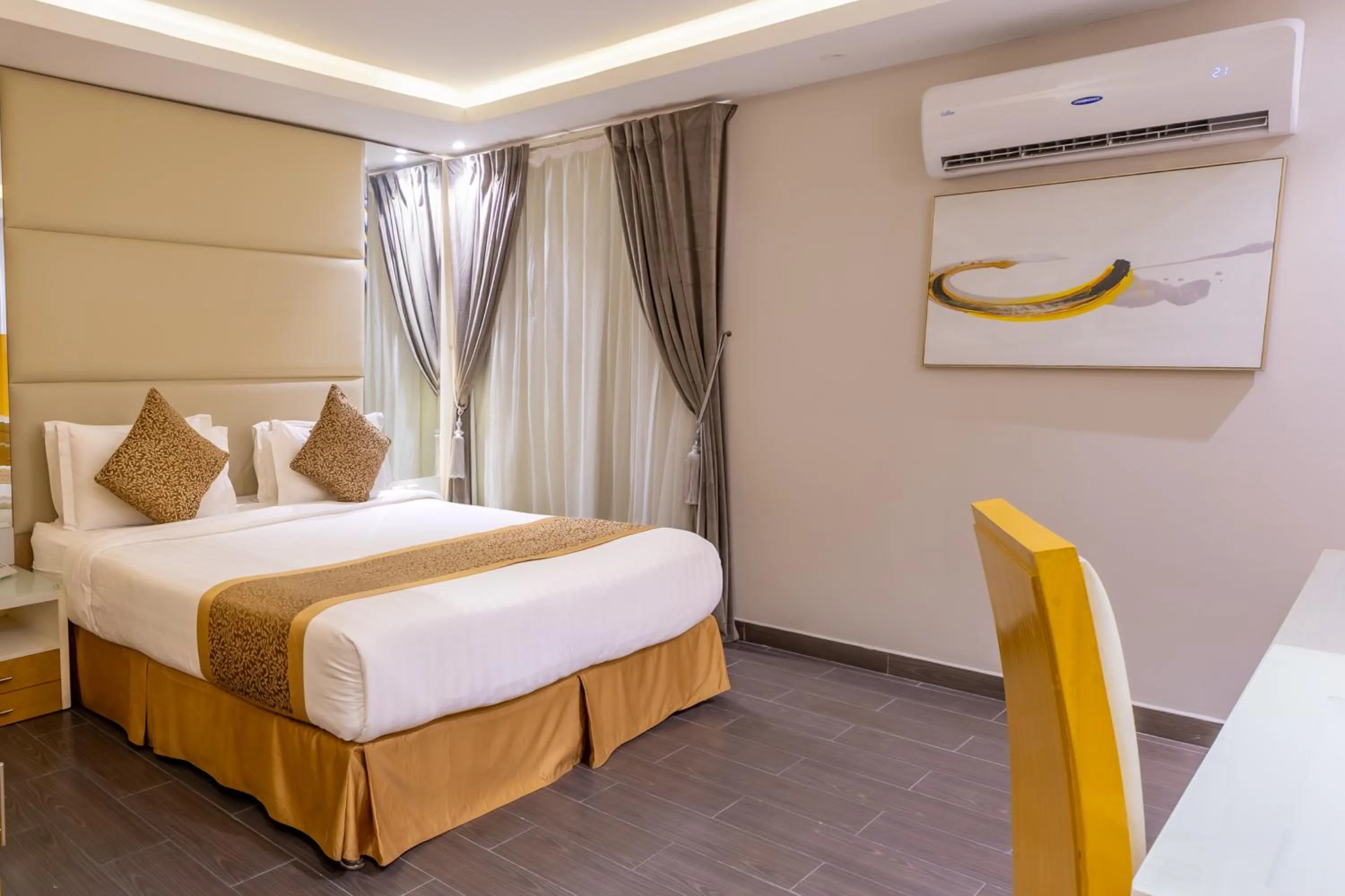 Bed in Al Muahidb Residence Al Takhasossi 4