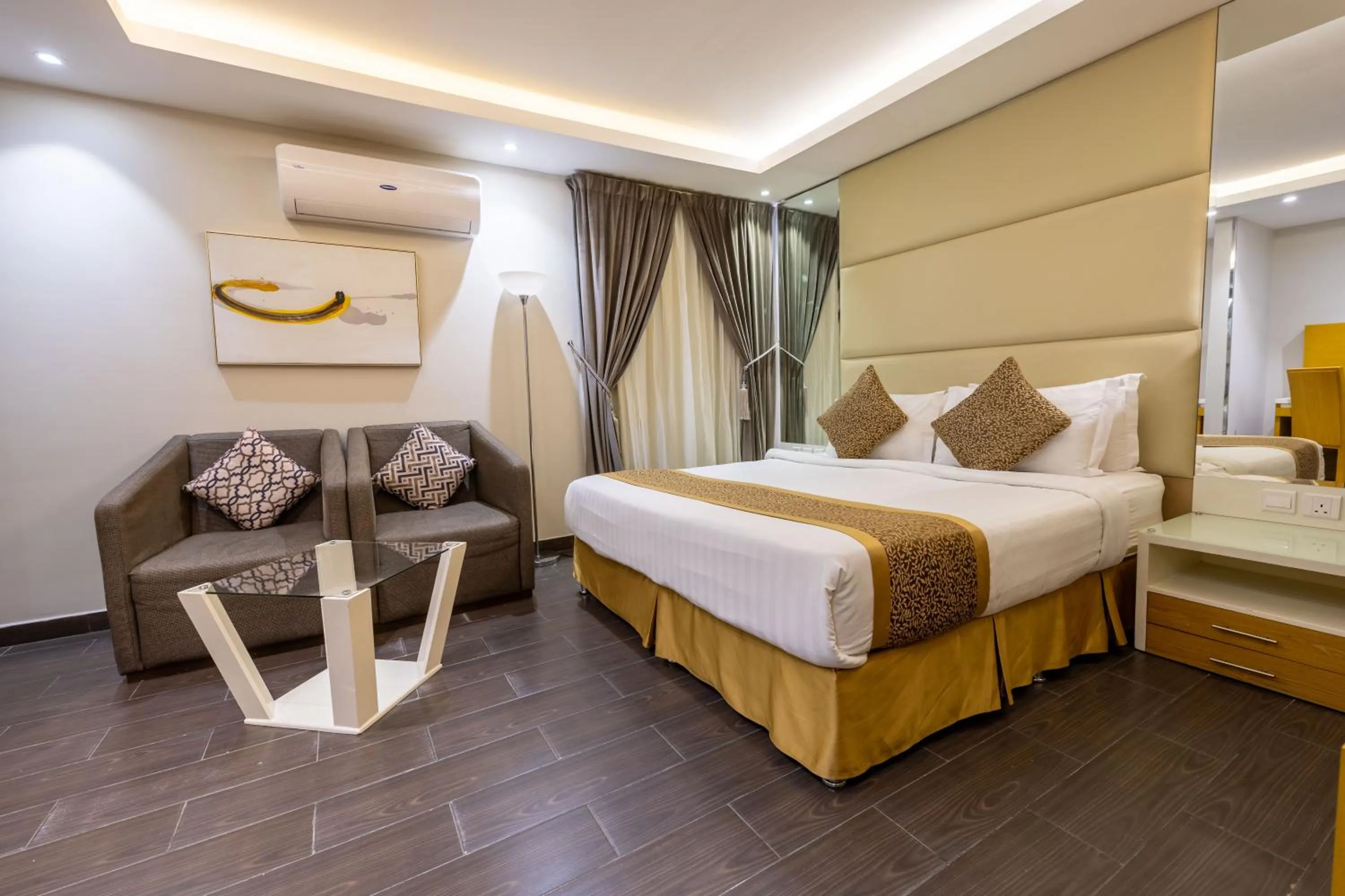 Bed in Al Muahidb Residence Al Takhasossi 4