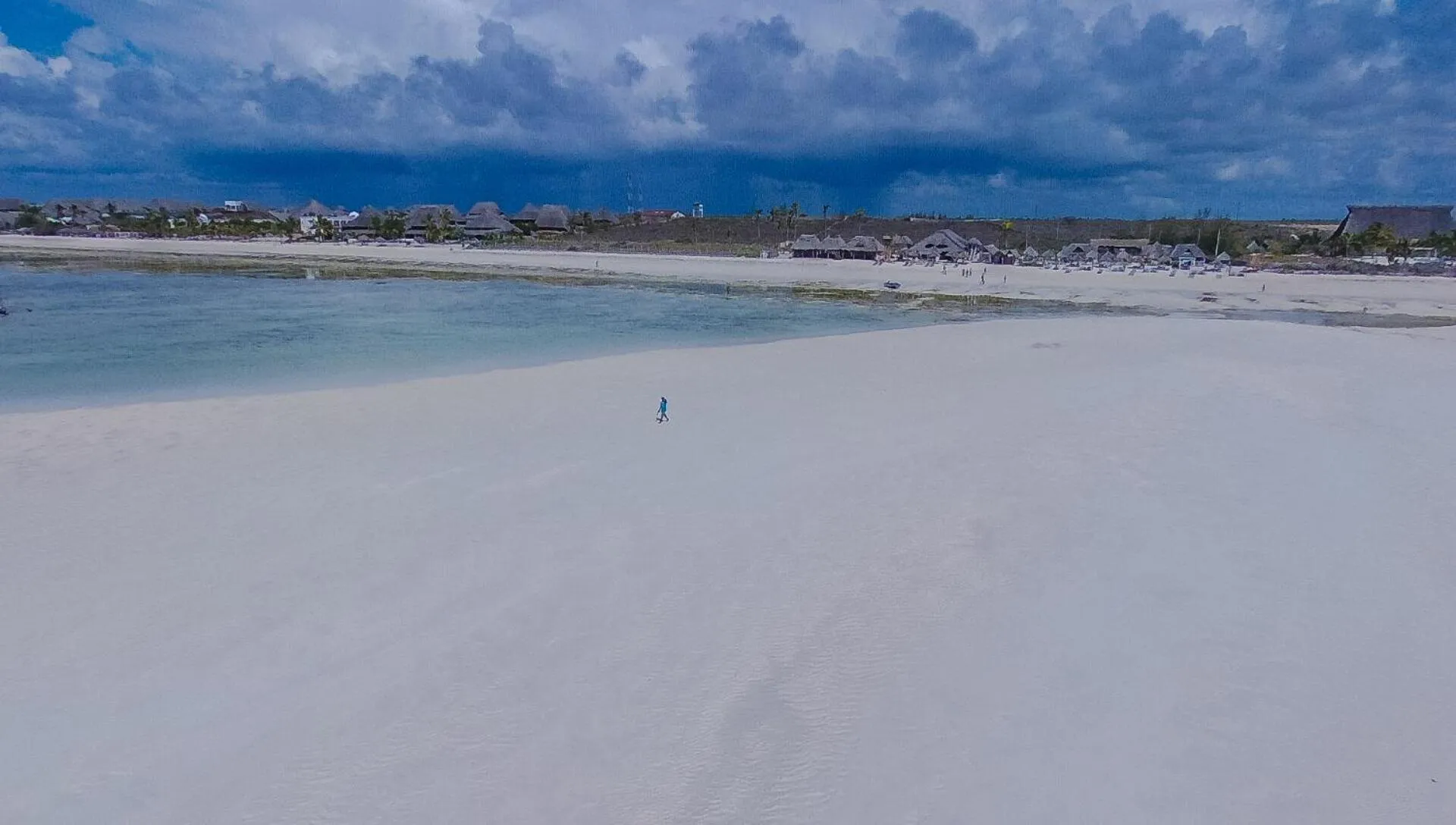 Natural landscape in Alawi Home