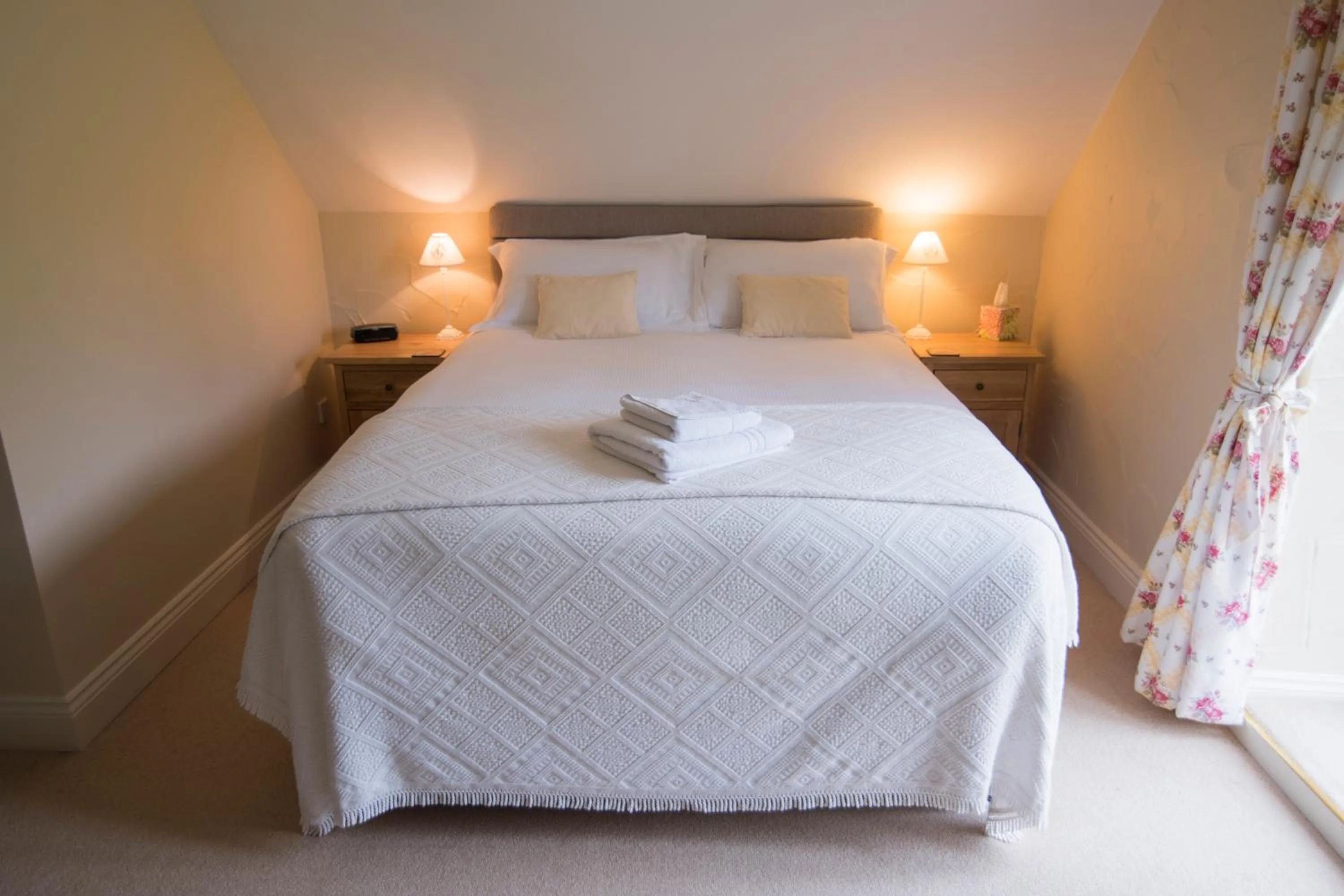 Bed in The White Horse Inn