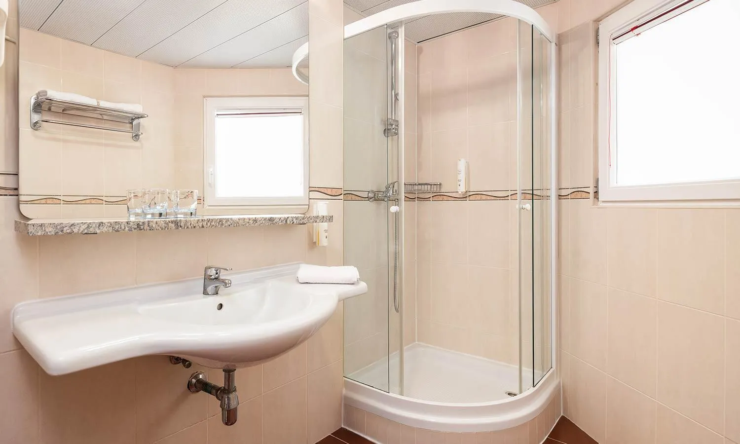 Shower in Marko Polo Maradiso Hotel by Aminess