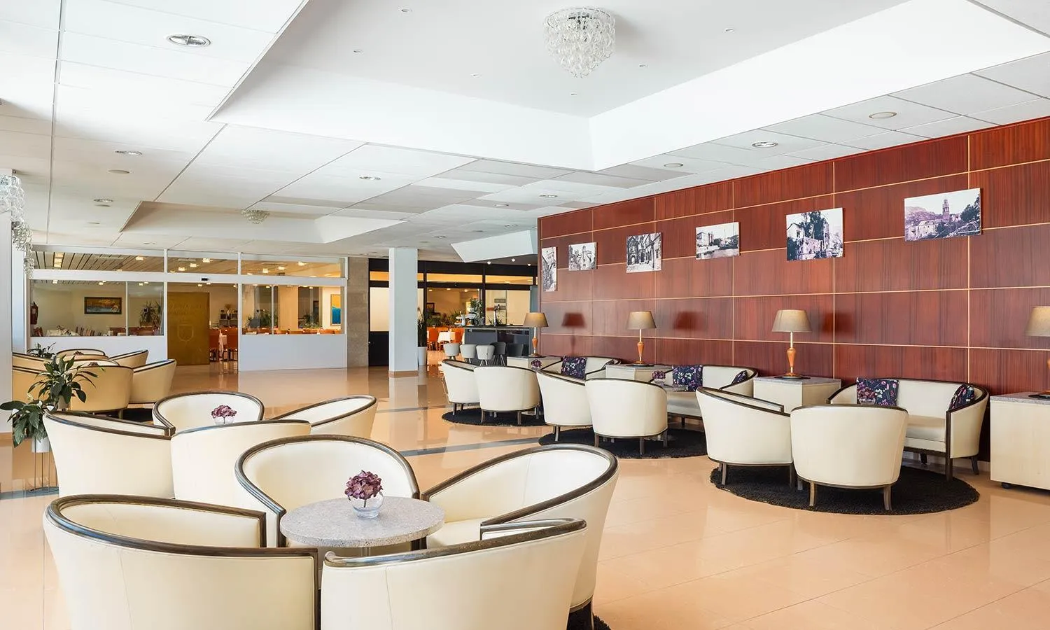 Lounge or bar in Marko Polo Maradiso Hotel by Aminess