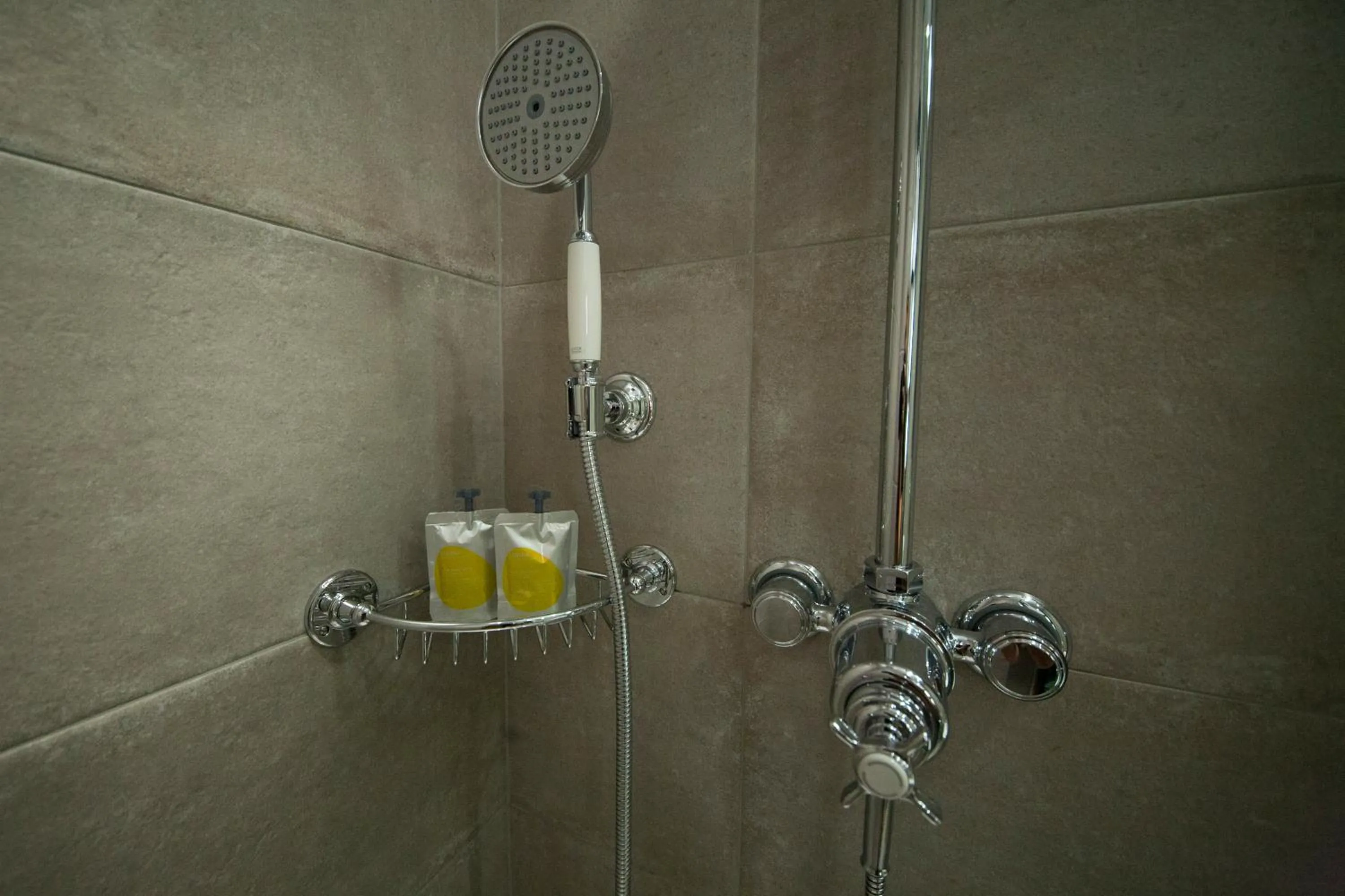 Bathroom in The House of Toby