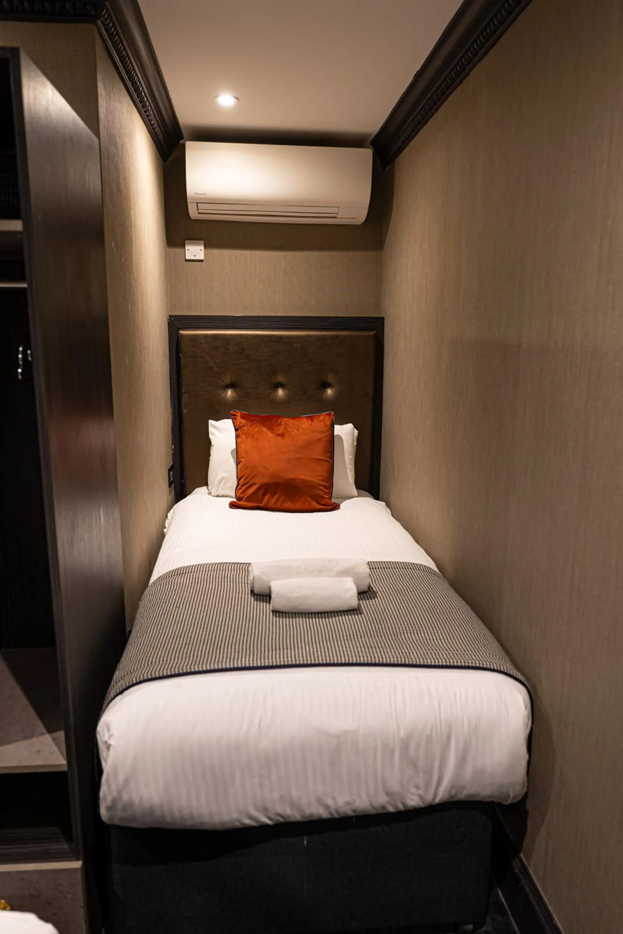 Bed in The House of Toby