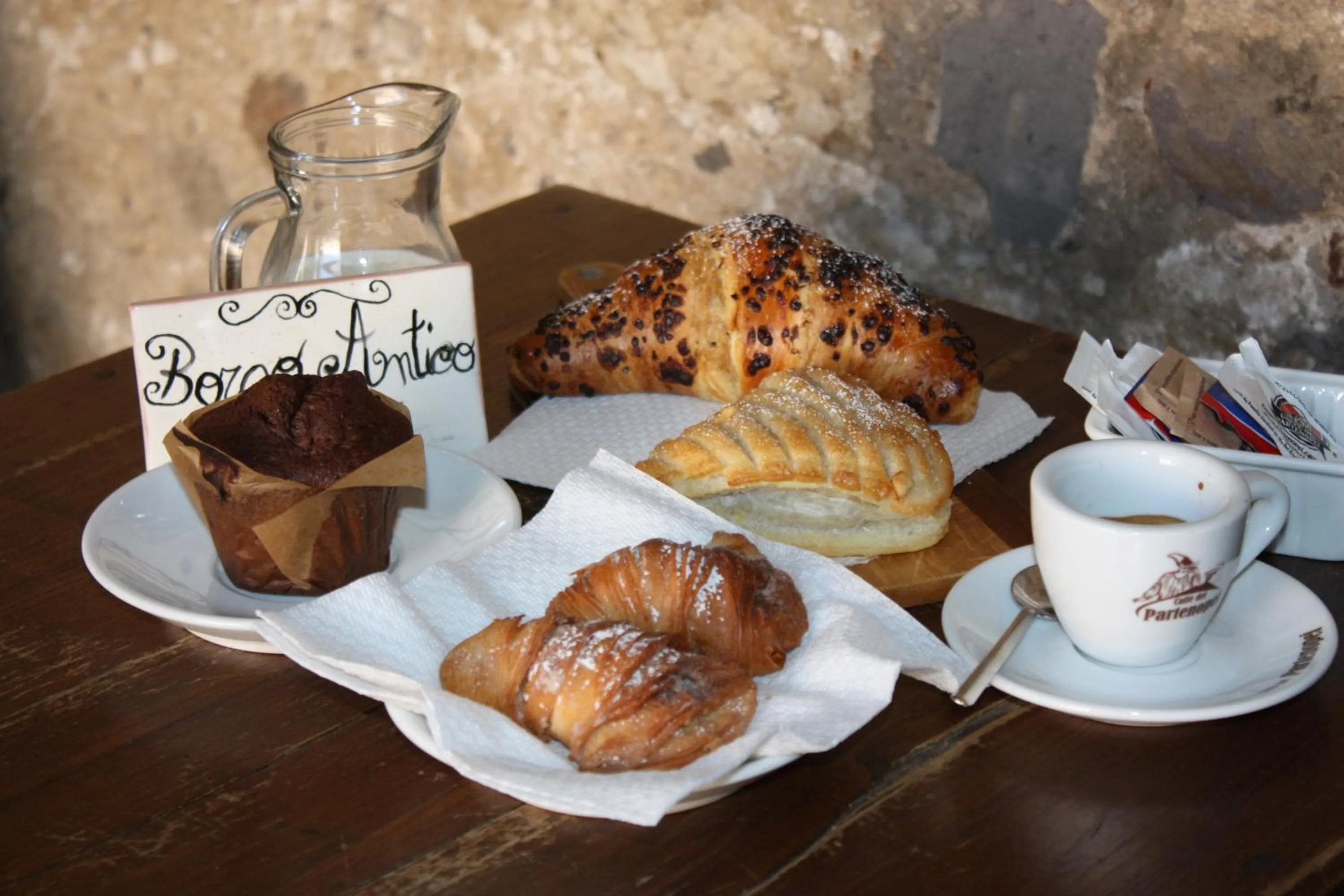 Lounge or bar in L'Antica Caiatia