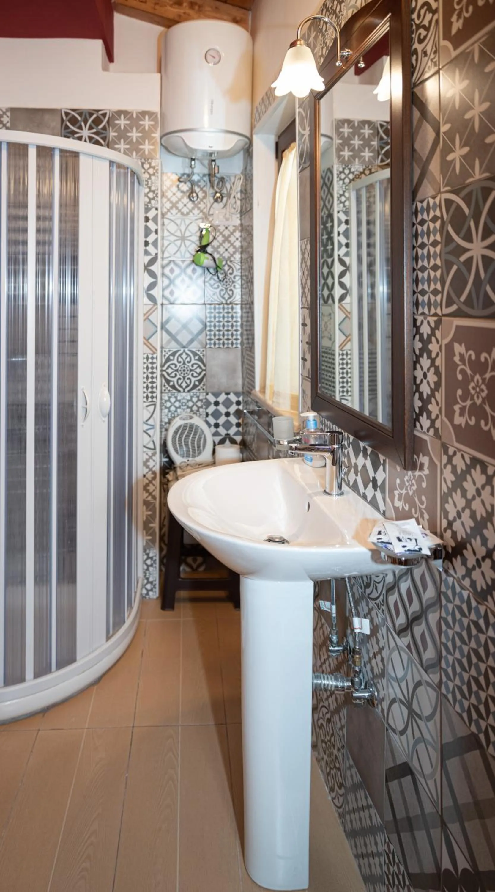 Bathroom in L'Antica Caiatia