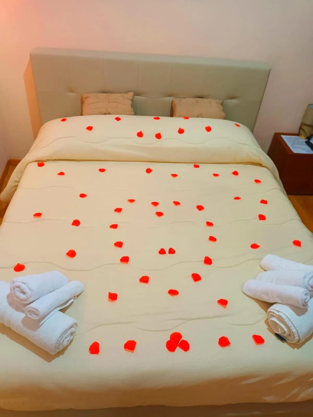 Bedroom, Bed in L'Antica Caiatia