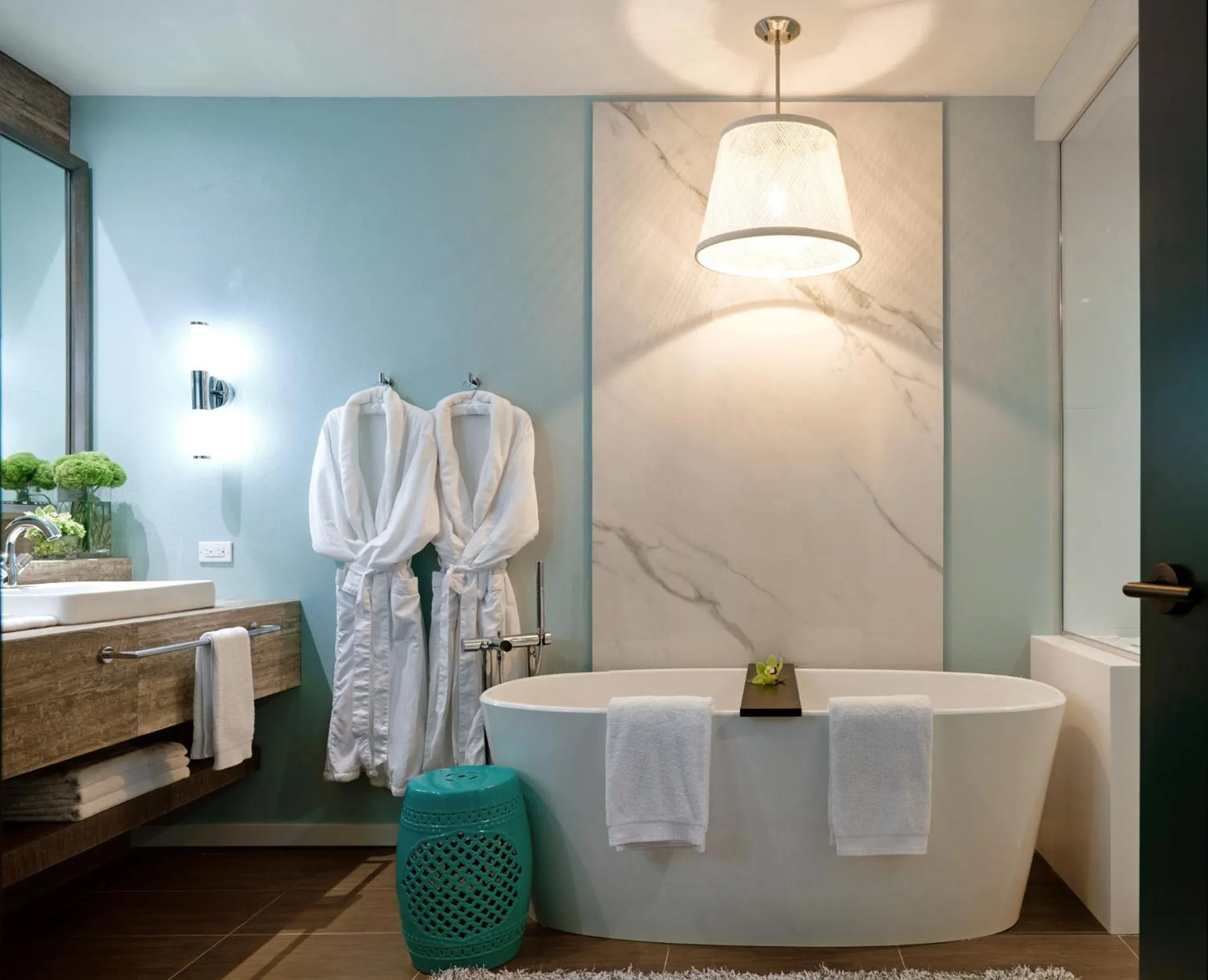 Shower in The Loren at Pink Beach