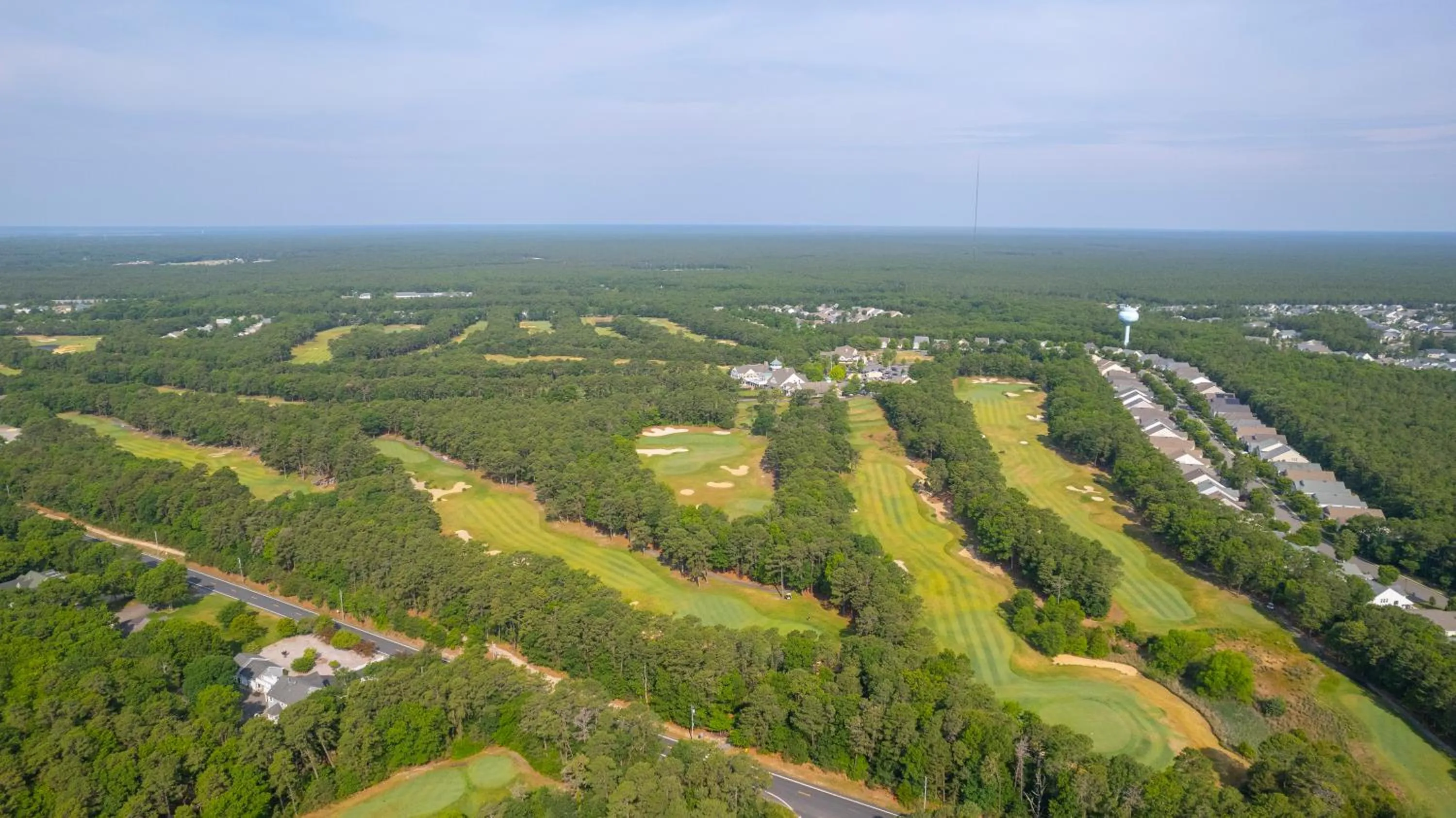 Golfcourse in The Inn at LBI National Golf & Resort