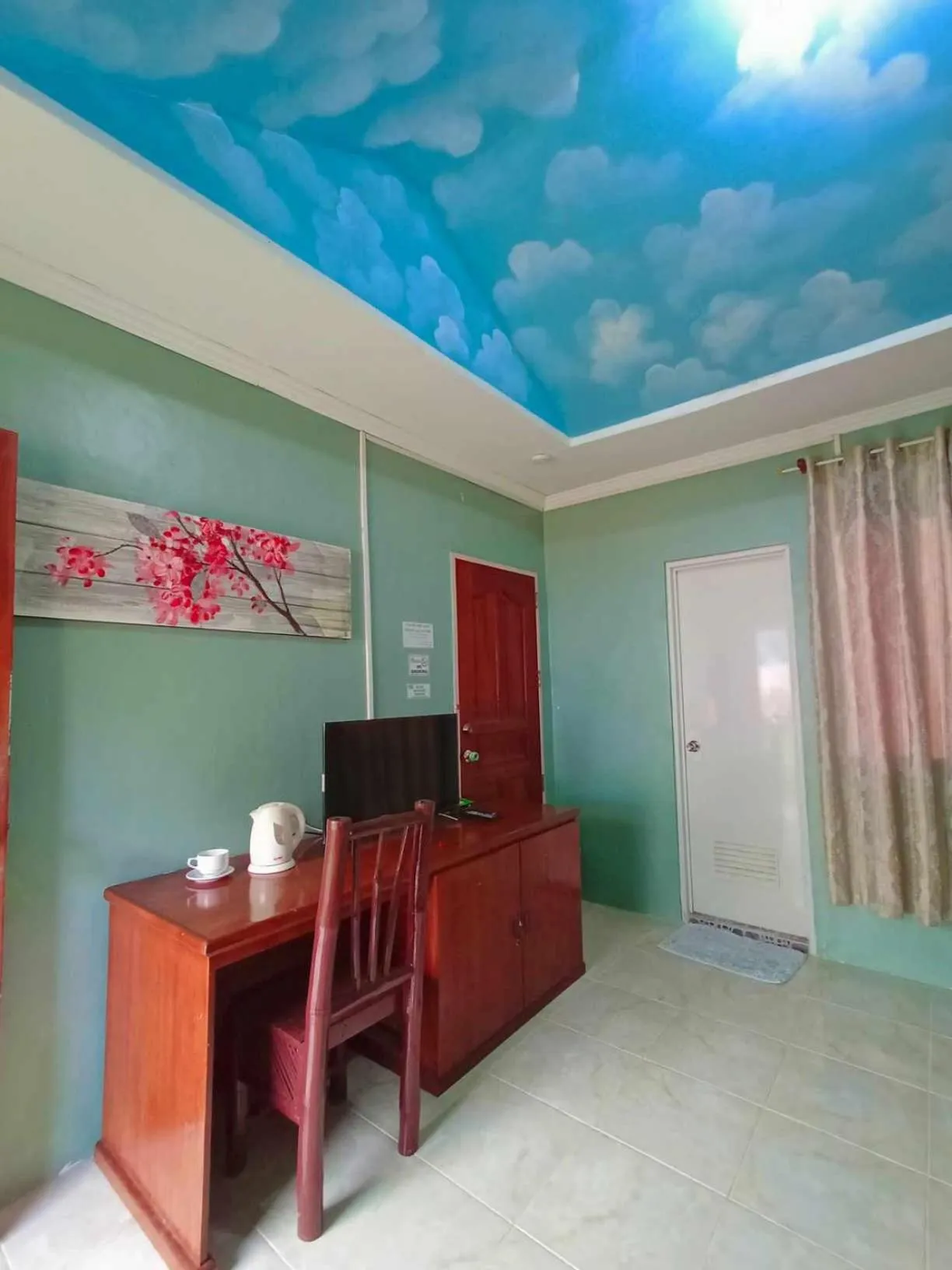 Family in Coco Grove Nature Resort