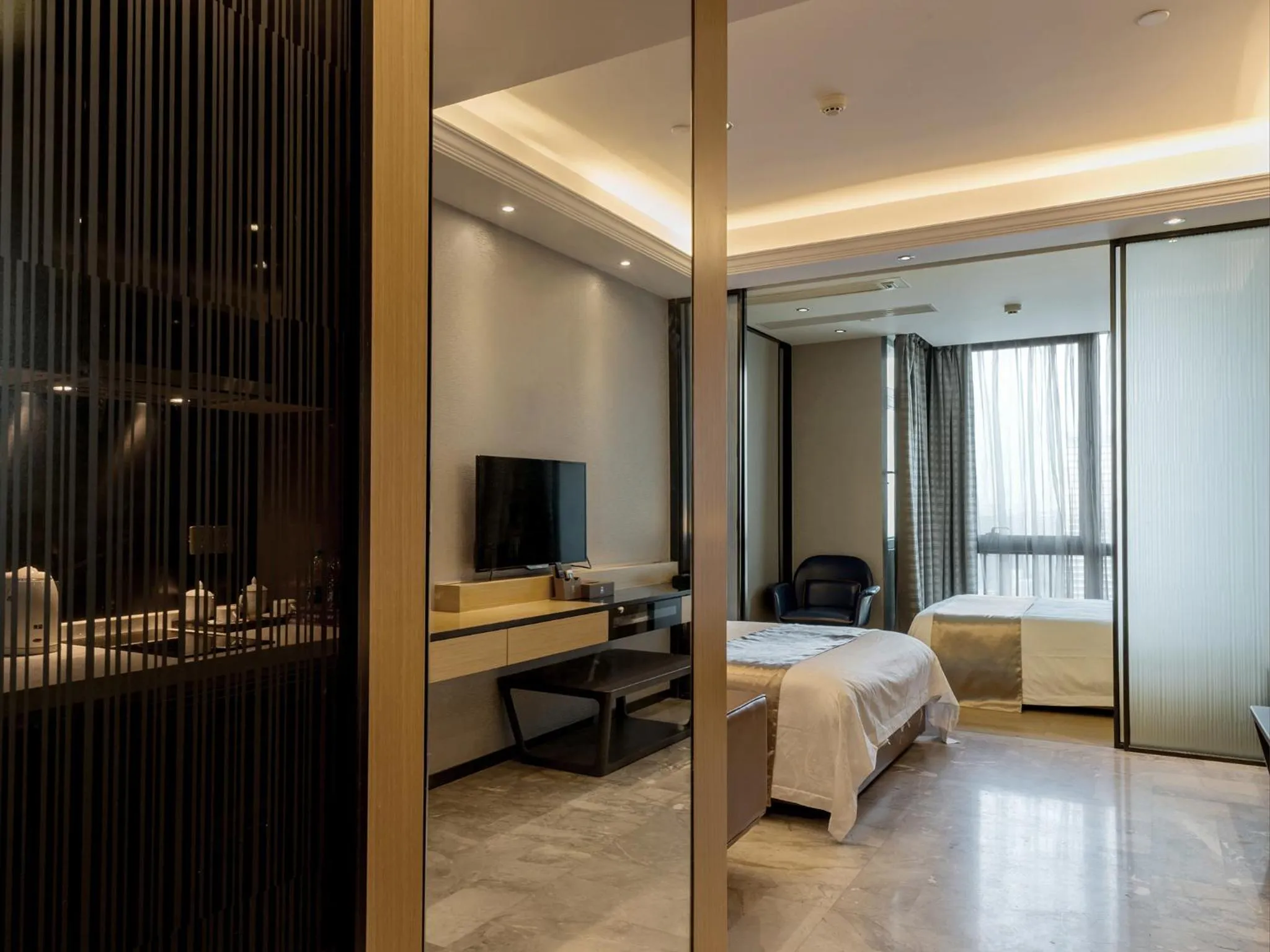 Photo of the whole room, Bed in Pengman Beijing Road A-mall Apartment