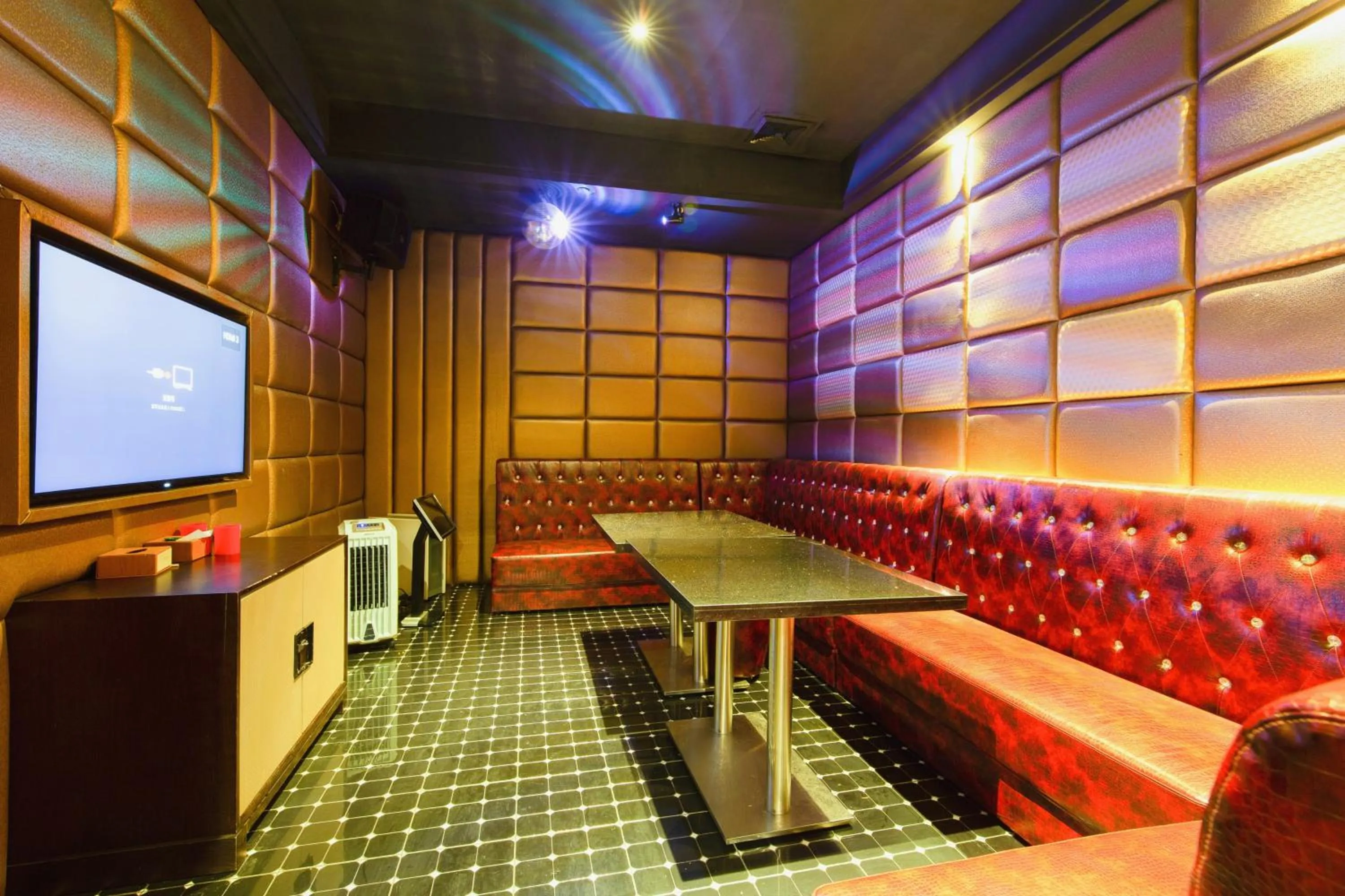 Karaoke in Best Boutique Hotel