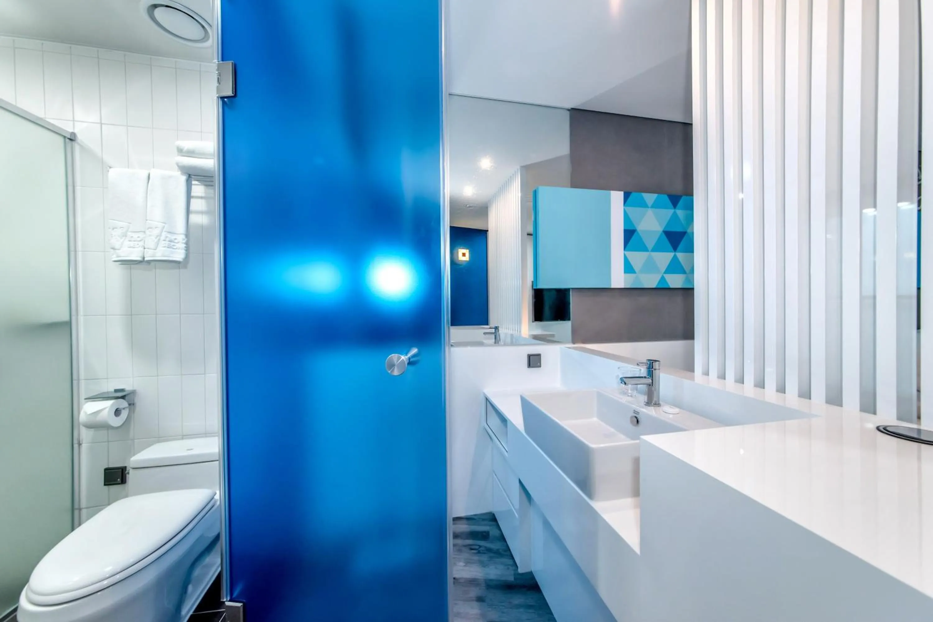 Toilet in Co-op City Hotel Seongsan