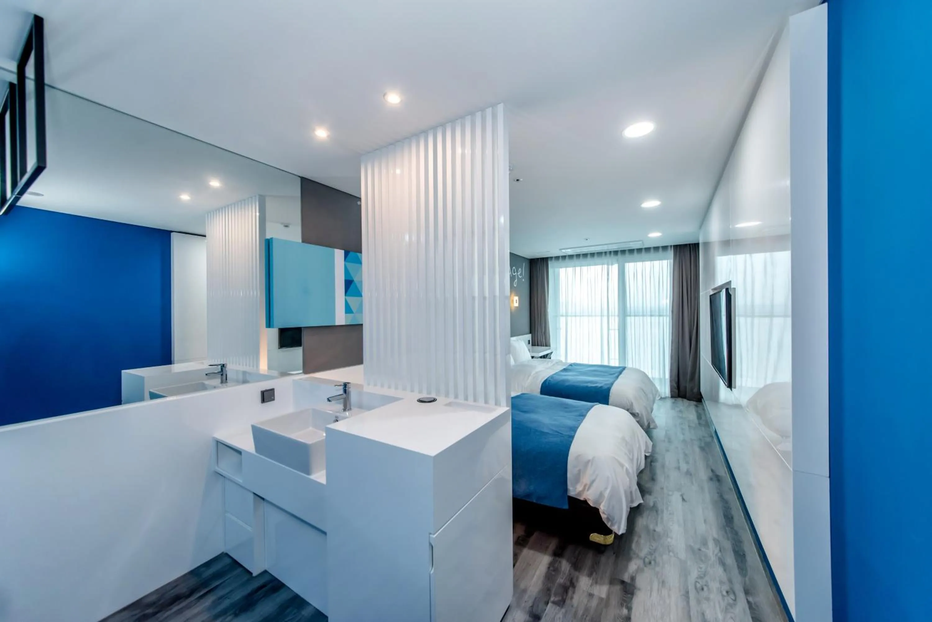 Bedroom, Bed in Co-op City Hotel Seongsan