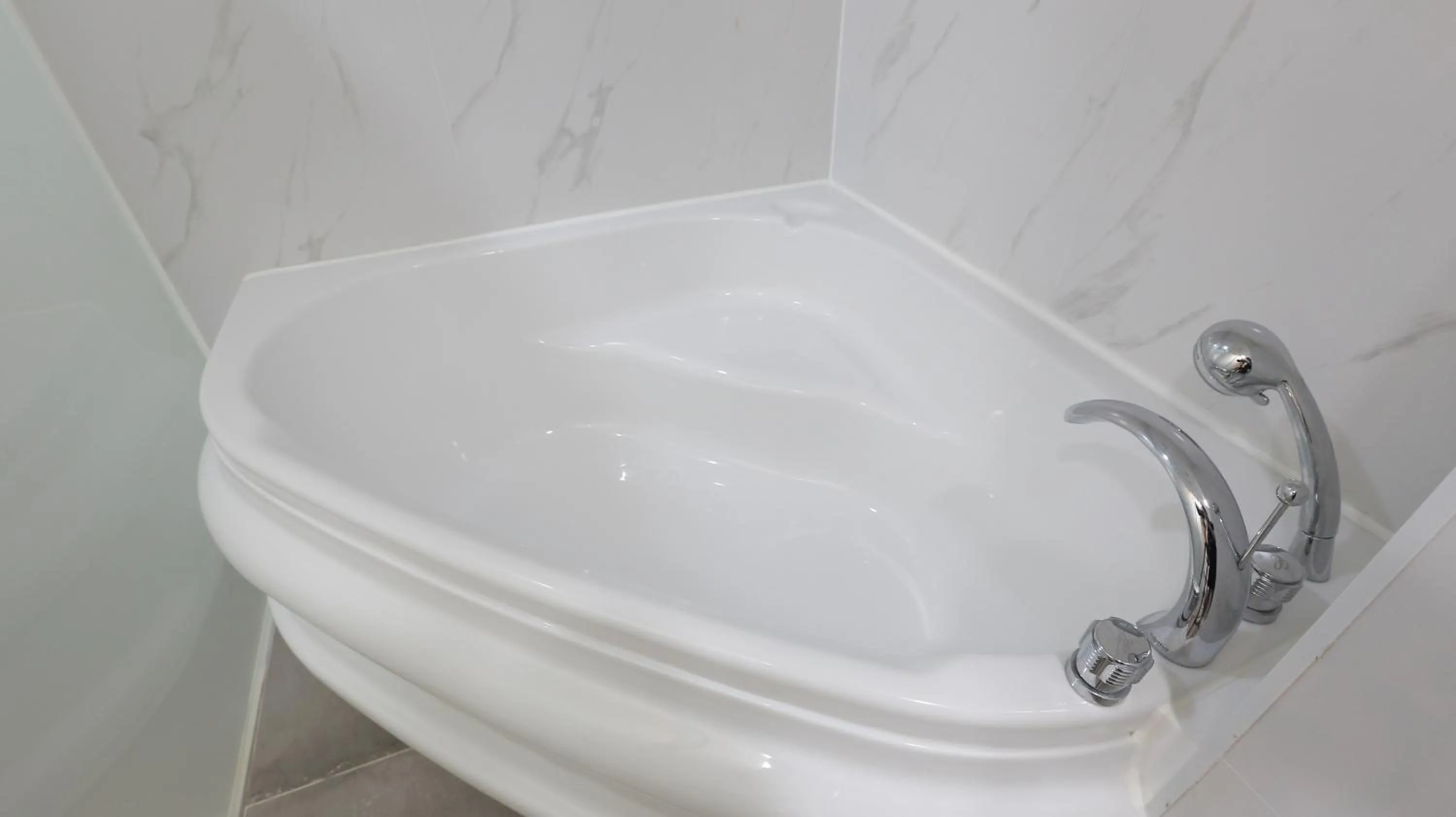 Bathroom in Co-op City Hotel Seongsan