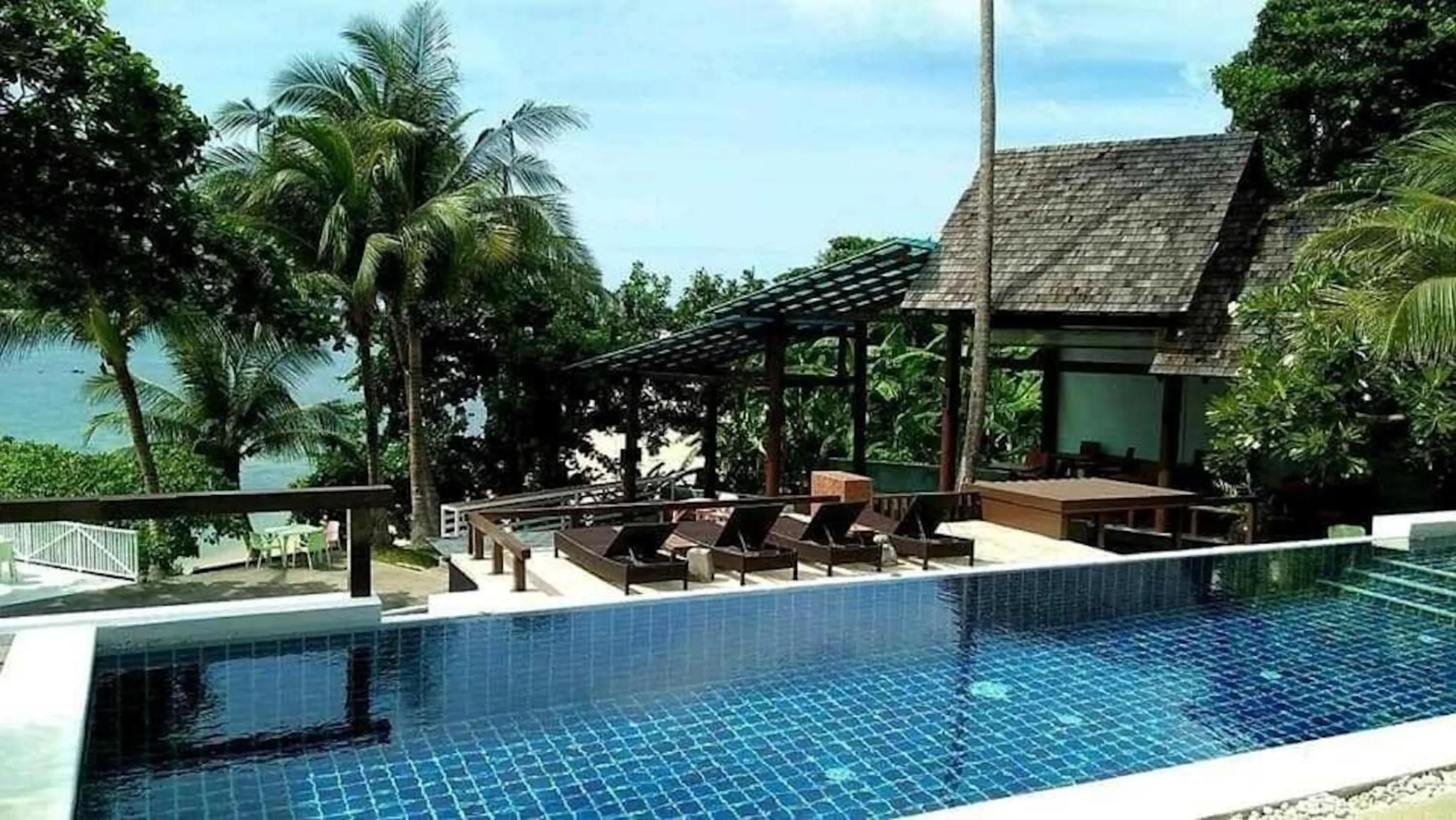 Pool view in Bhundhari Resort & Villas Samui