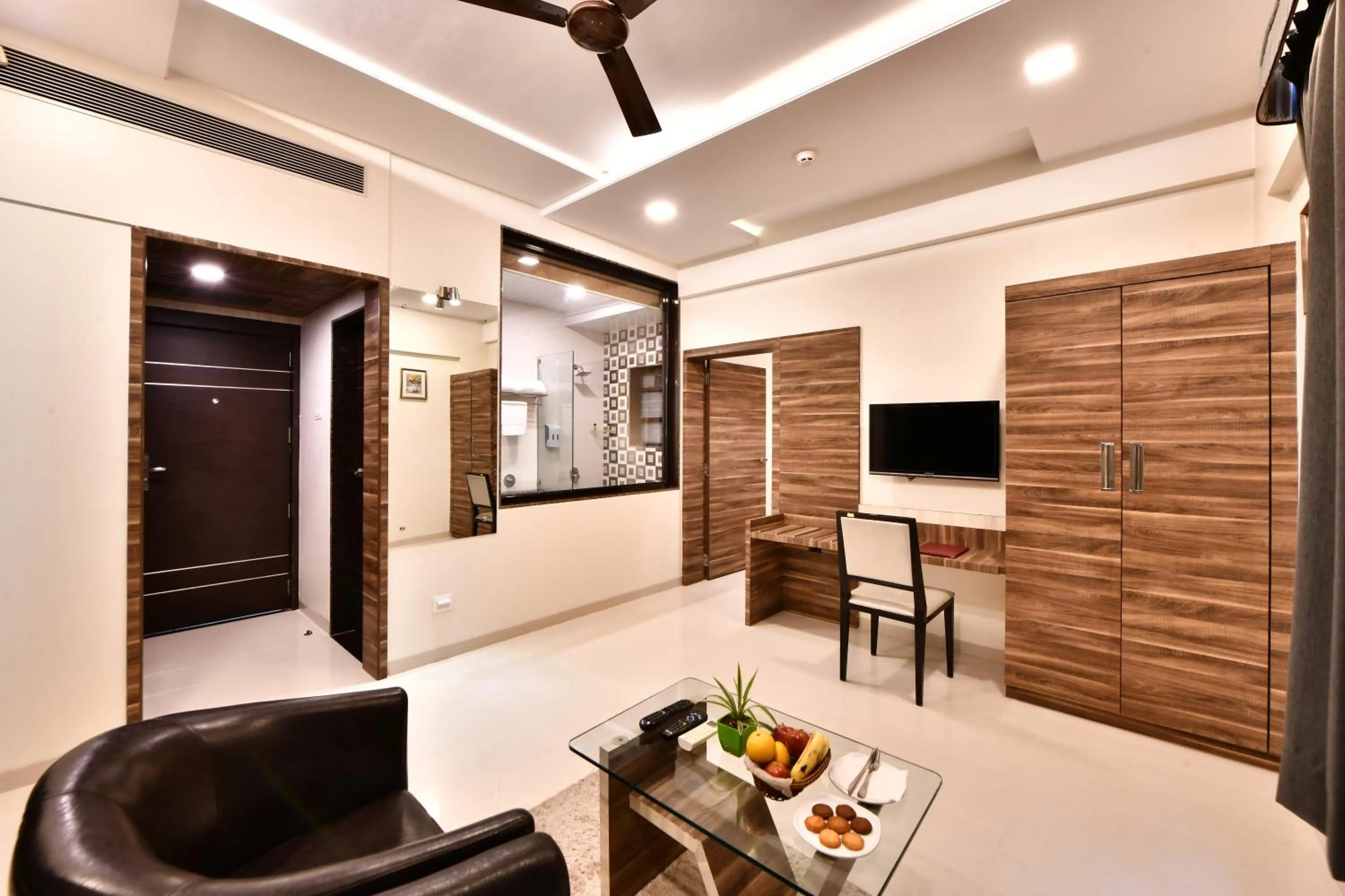 Living room in Click Hotel Sagar Plaza Chakan, Pune