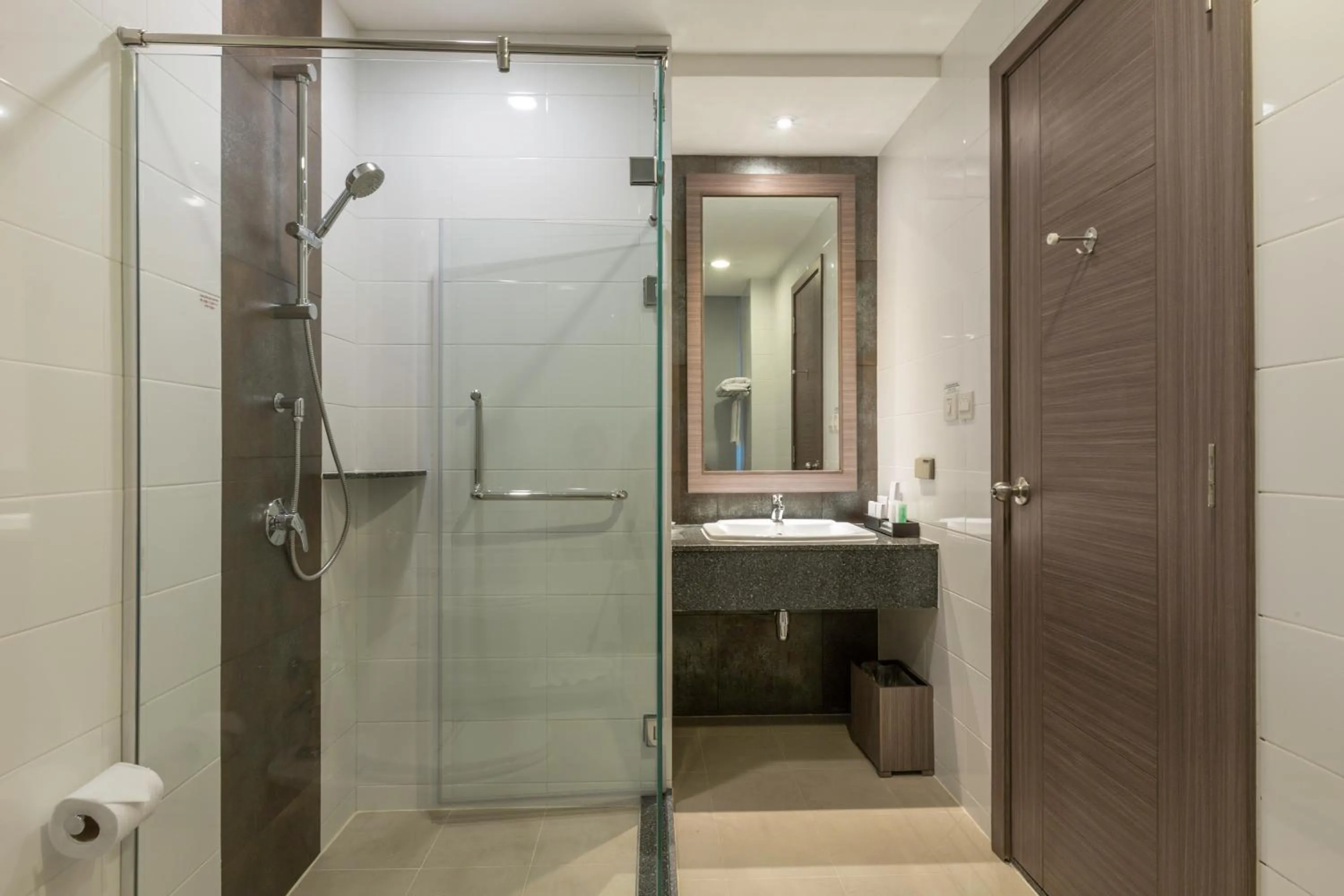 Shower in Kantary Hotel Korat
