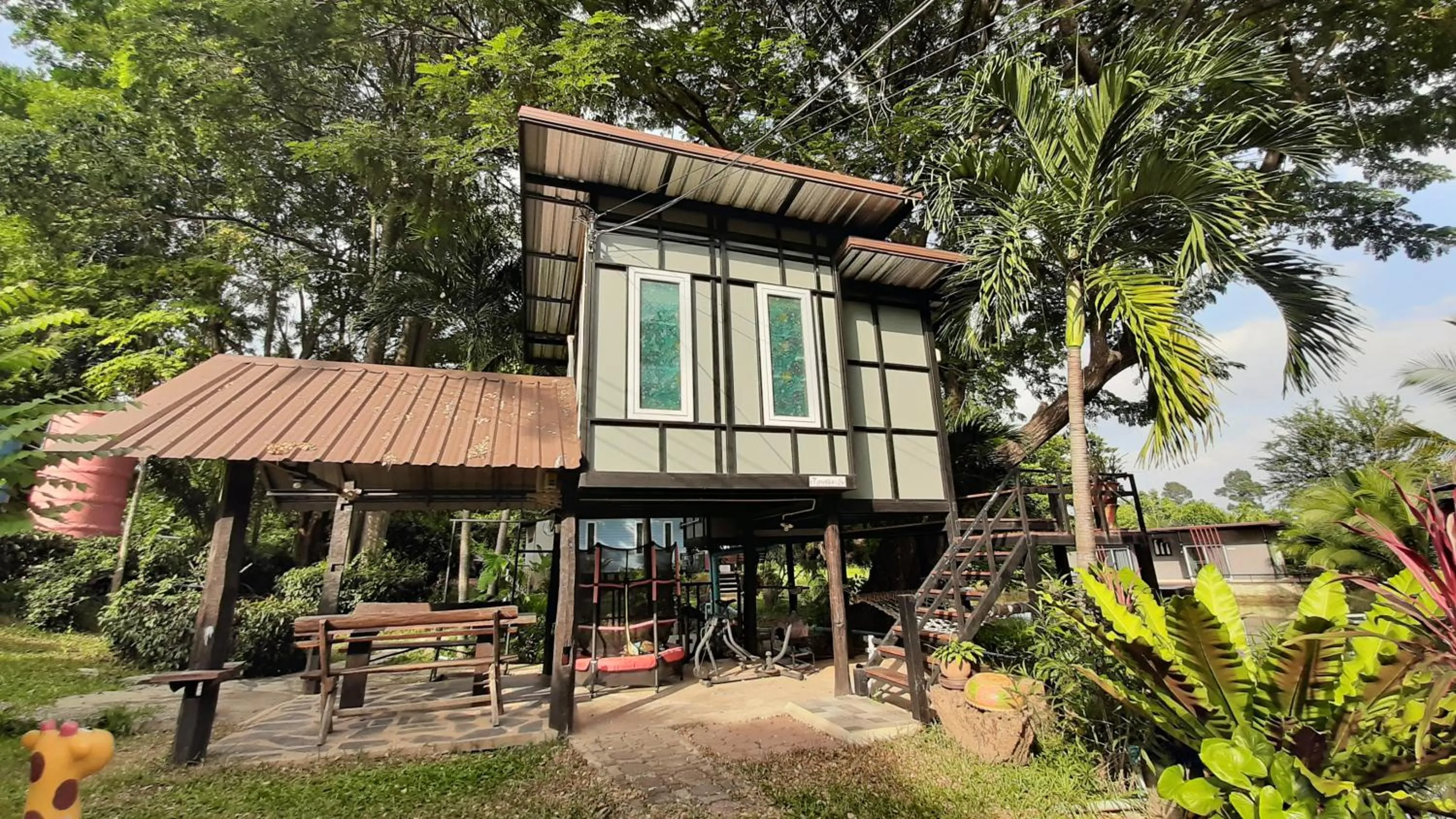 Sawan Srang Nang Kaew