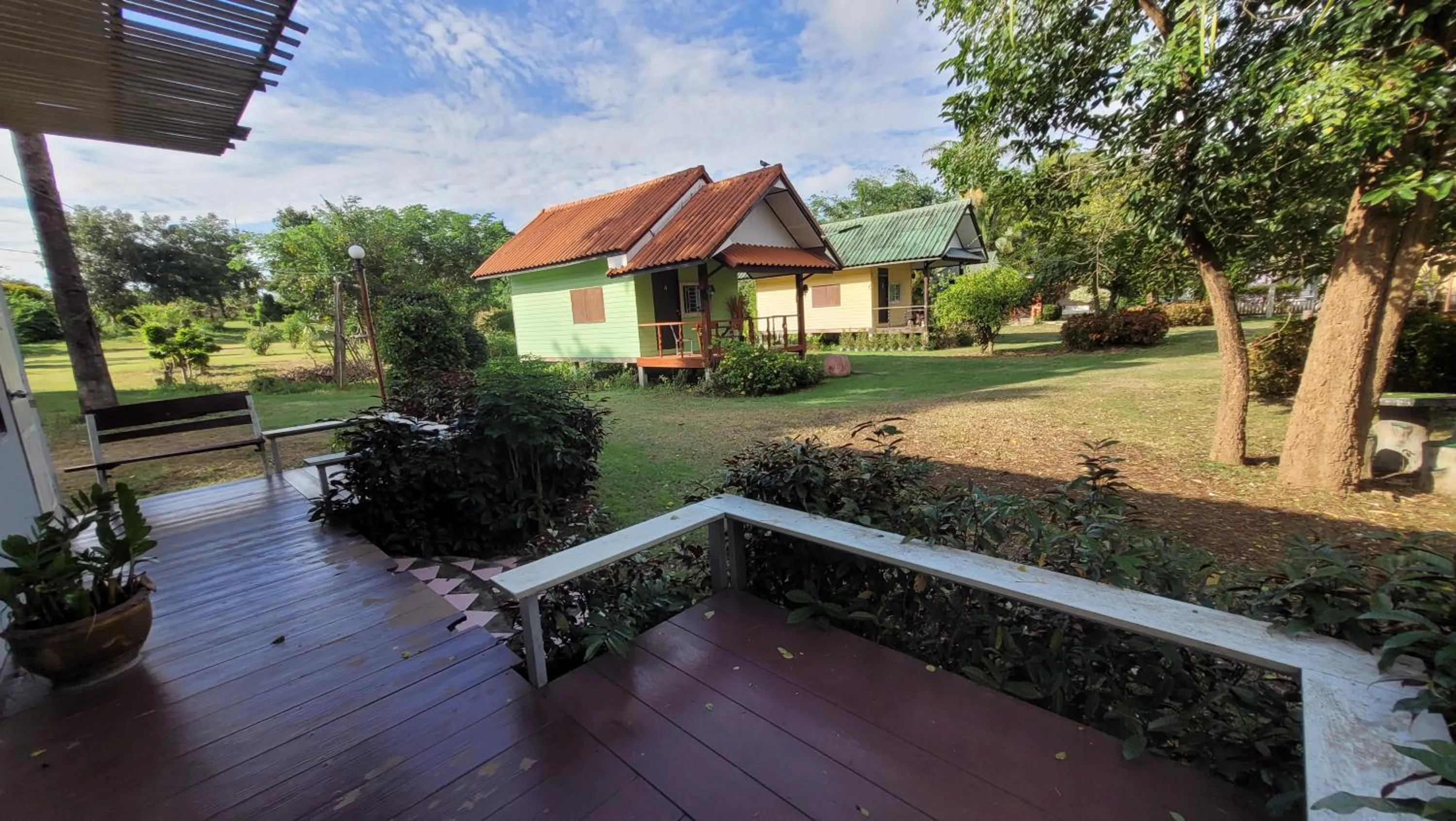 Sawan Srang Nang Kaew